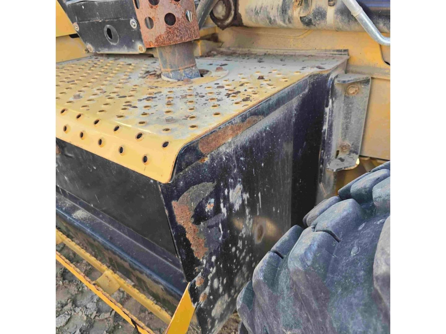 2019 Caterpillar 450