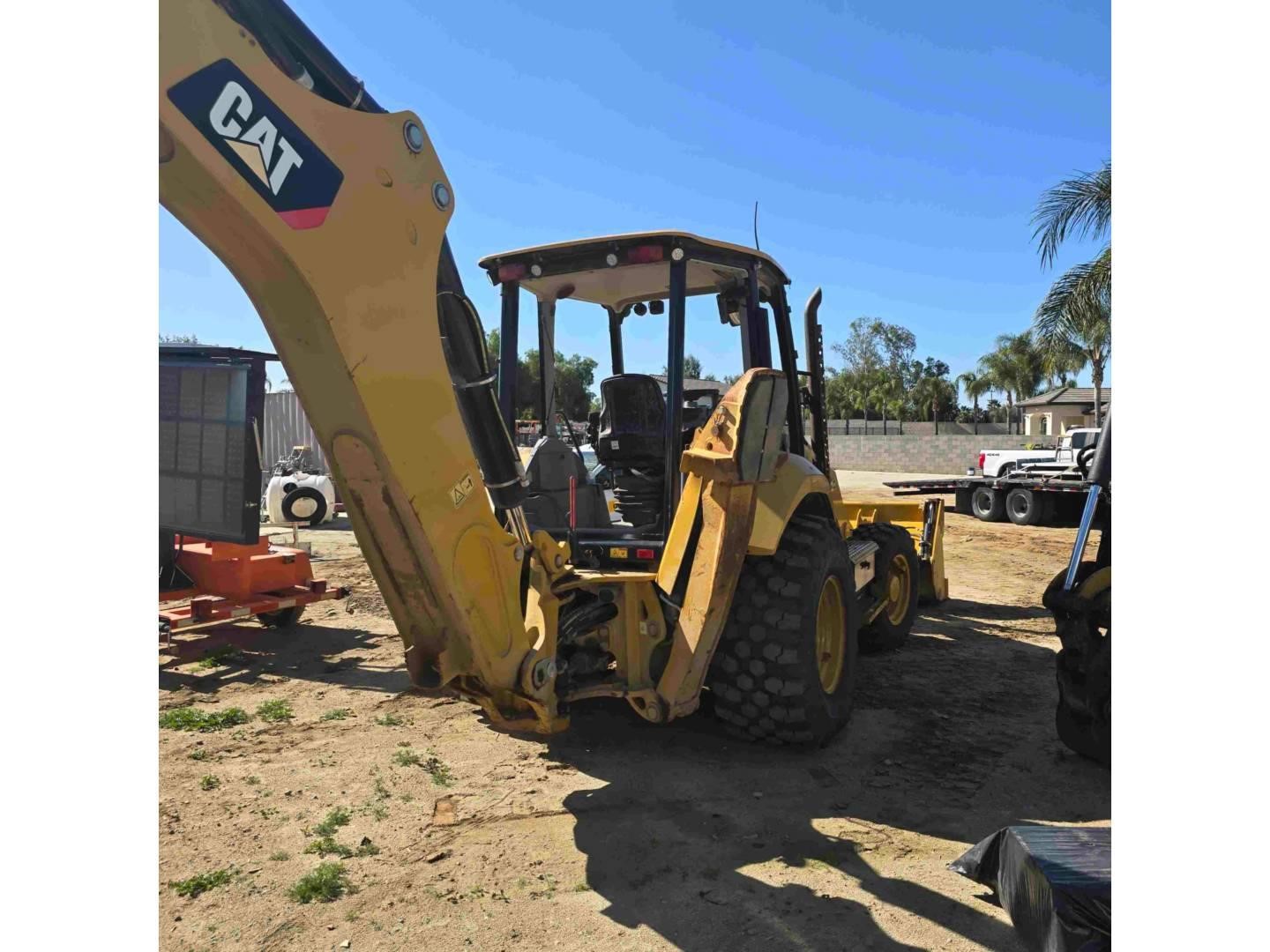 2019 Caterpillar 450