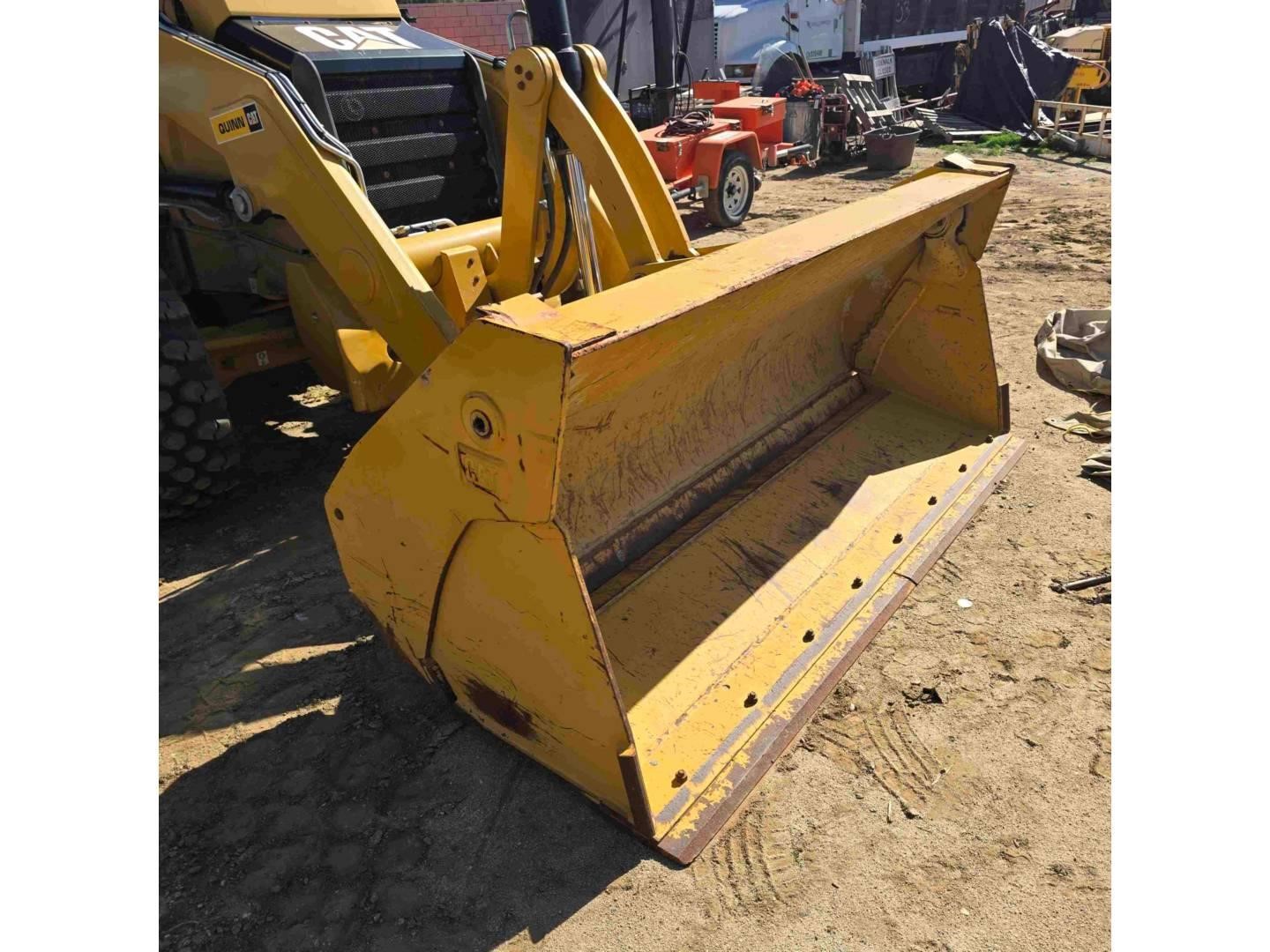 2019 Caterpillar 450