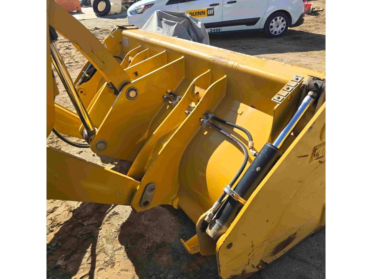 2019 Caterpillar 450
