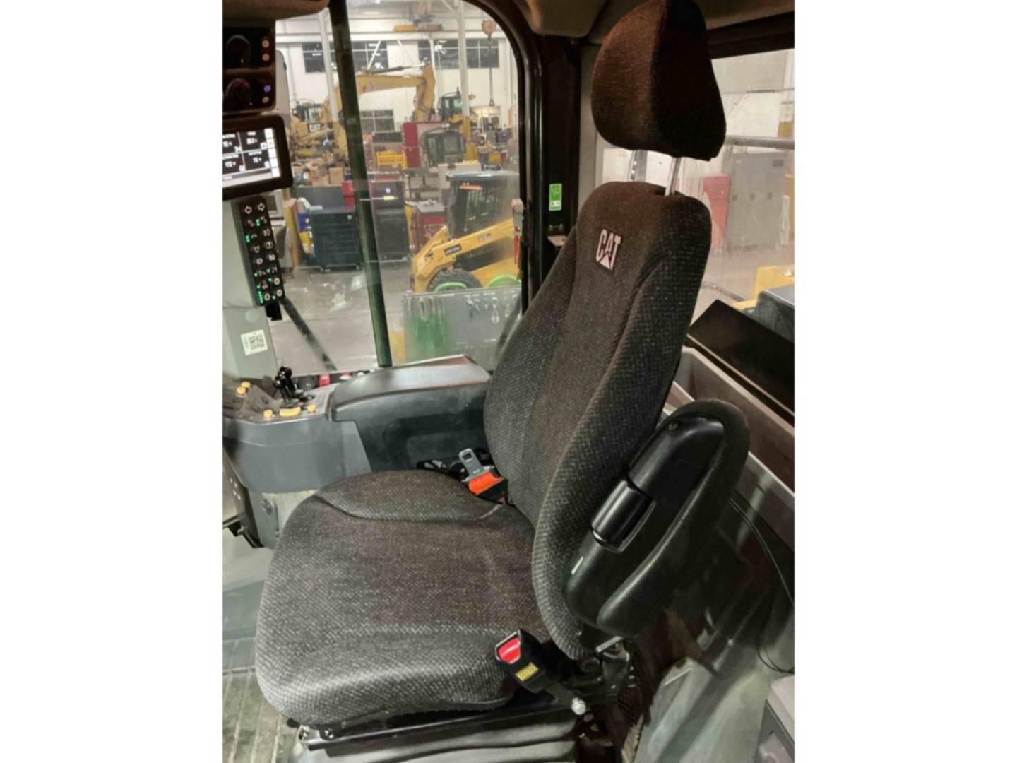 2019 Caterpillar 950M