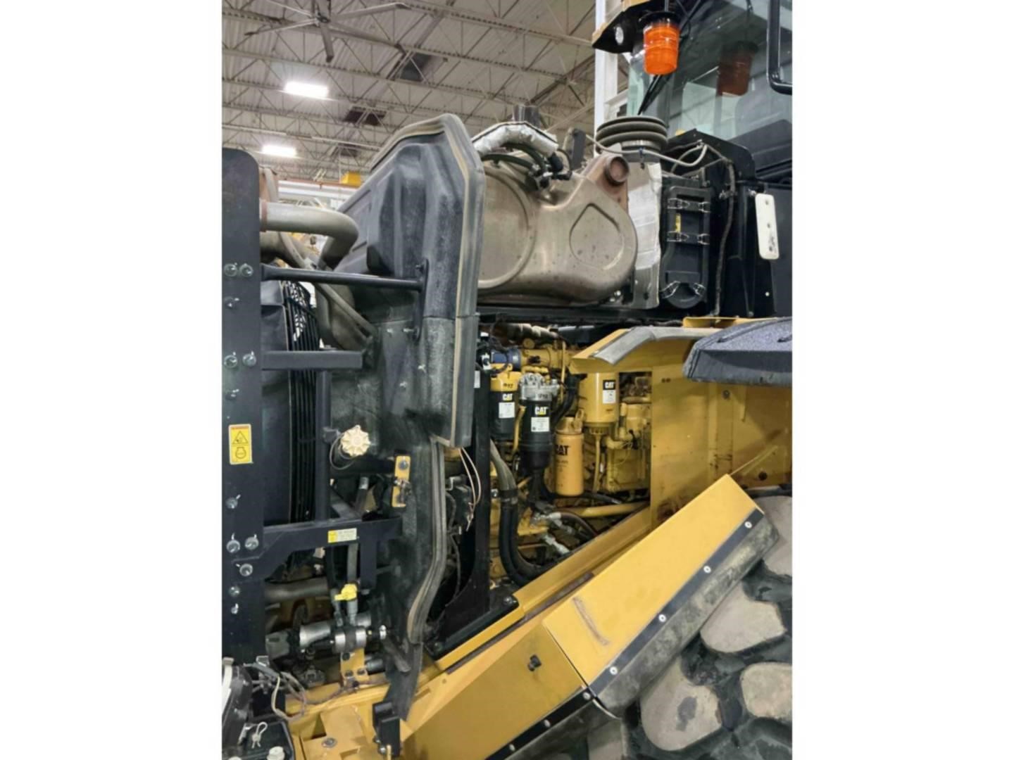 2019 Caterpillar 950M
