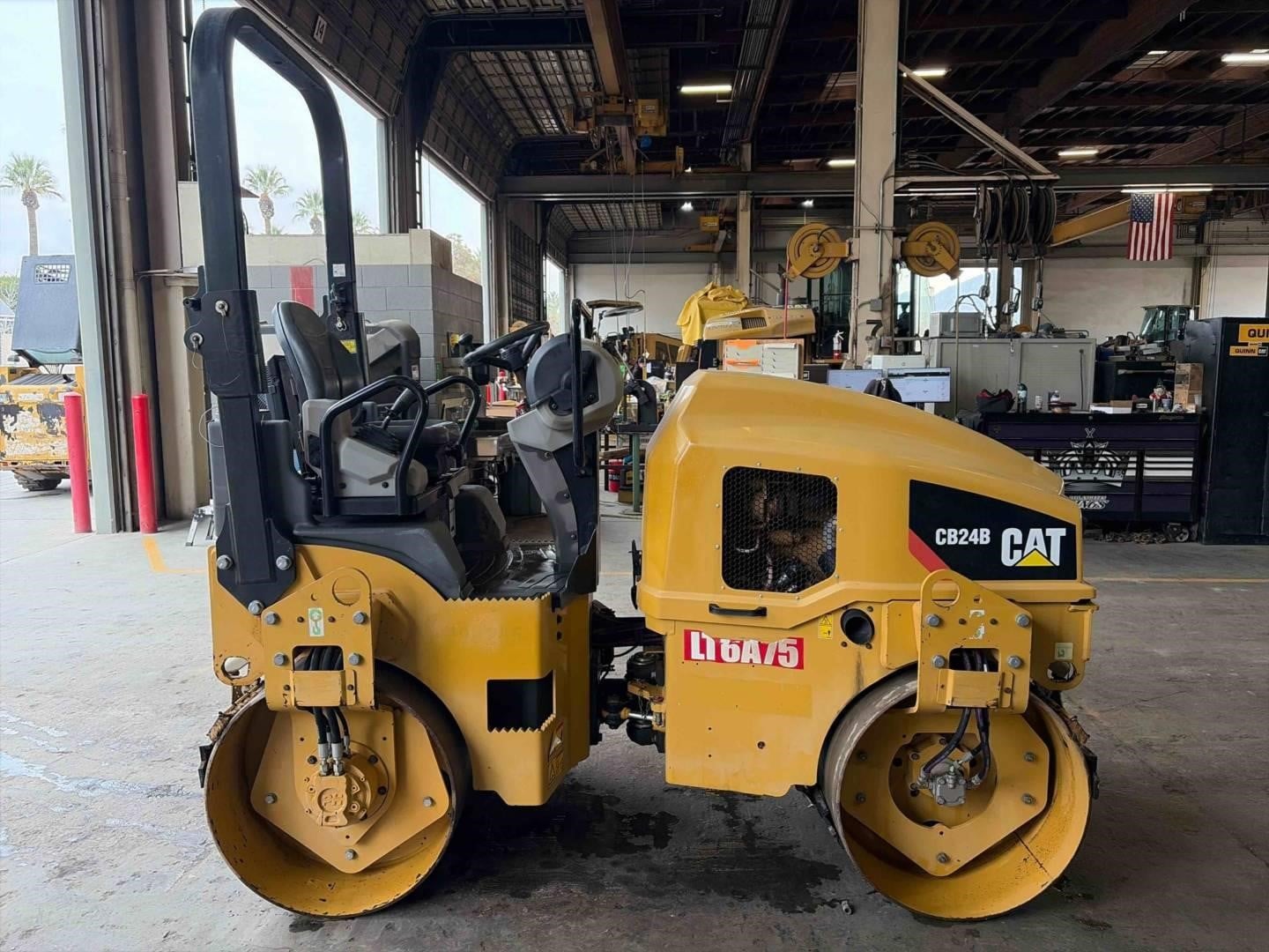 2018 Caterpillar CB24B