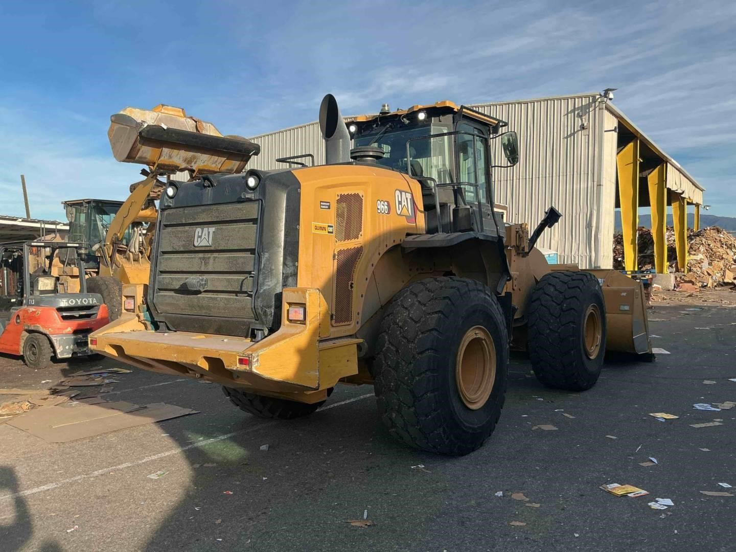 2024 Caterpillar 966