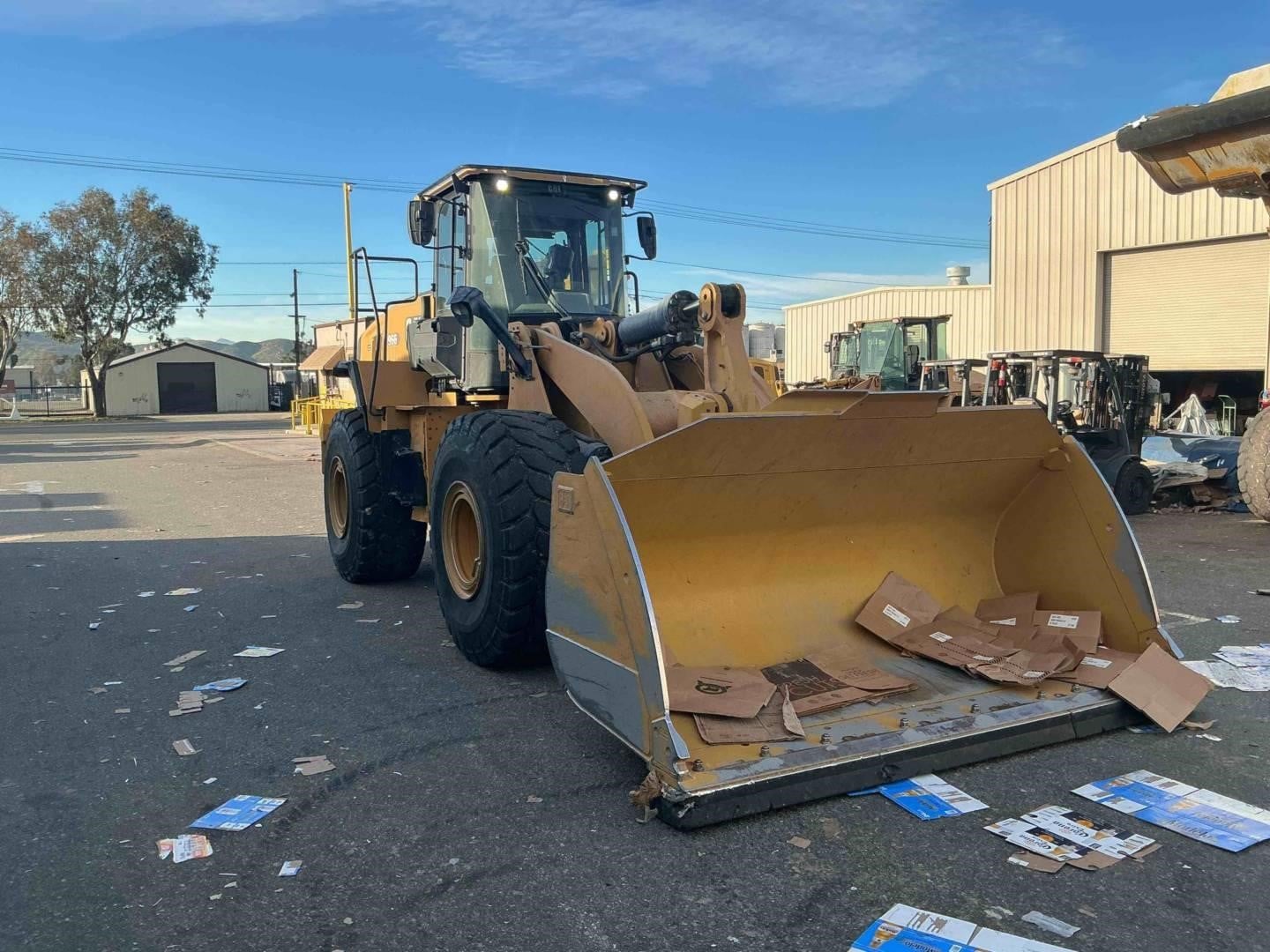 2024 Caterpillar 966