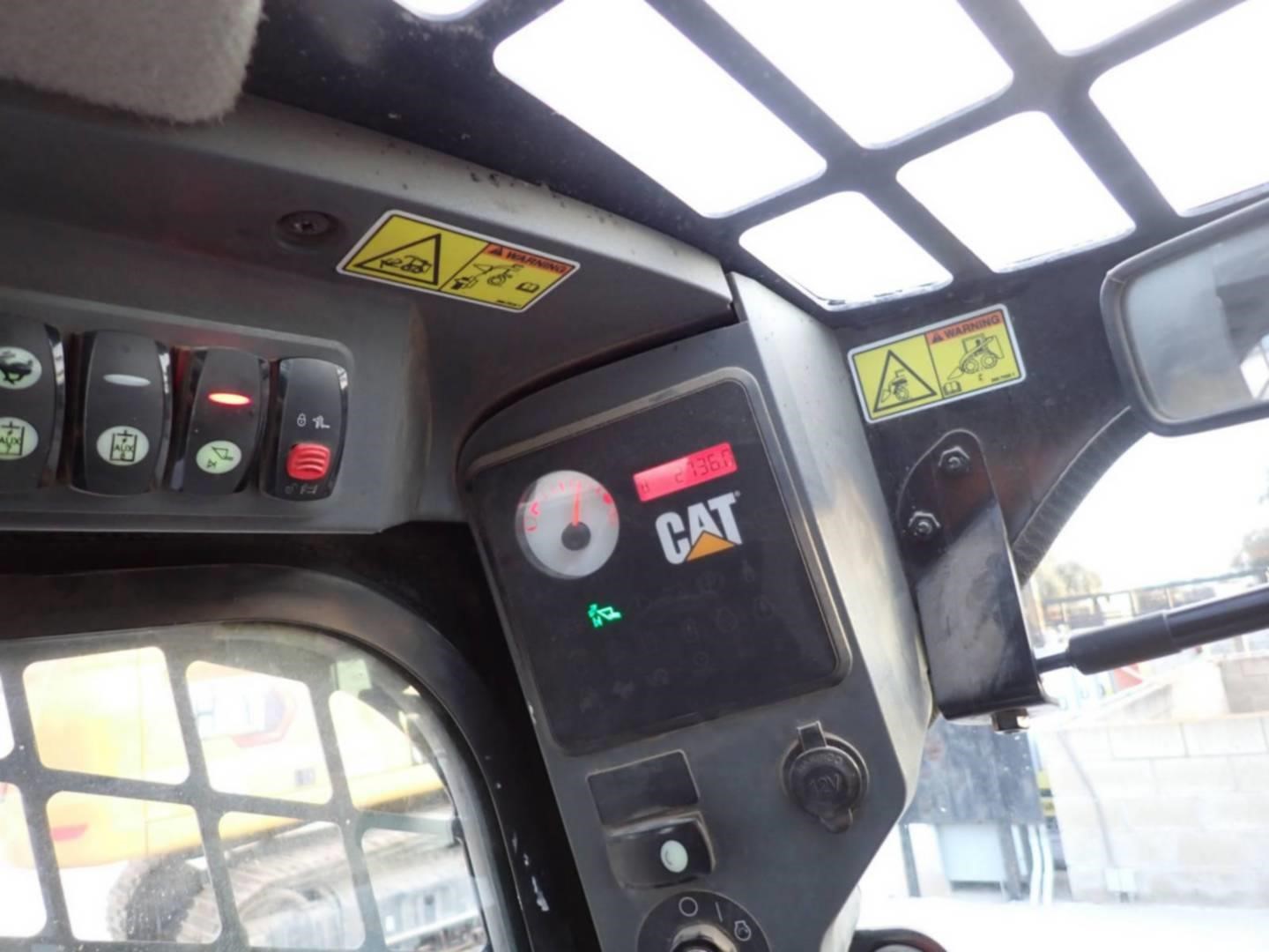 2012 Caterpillar 299D XHP