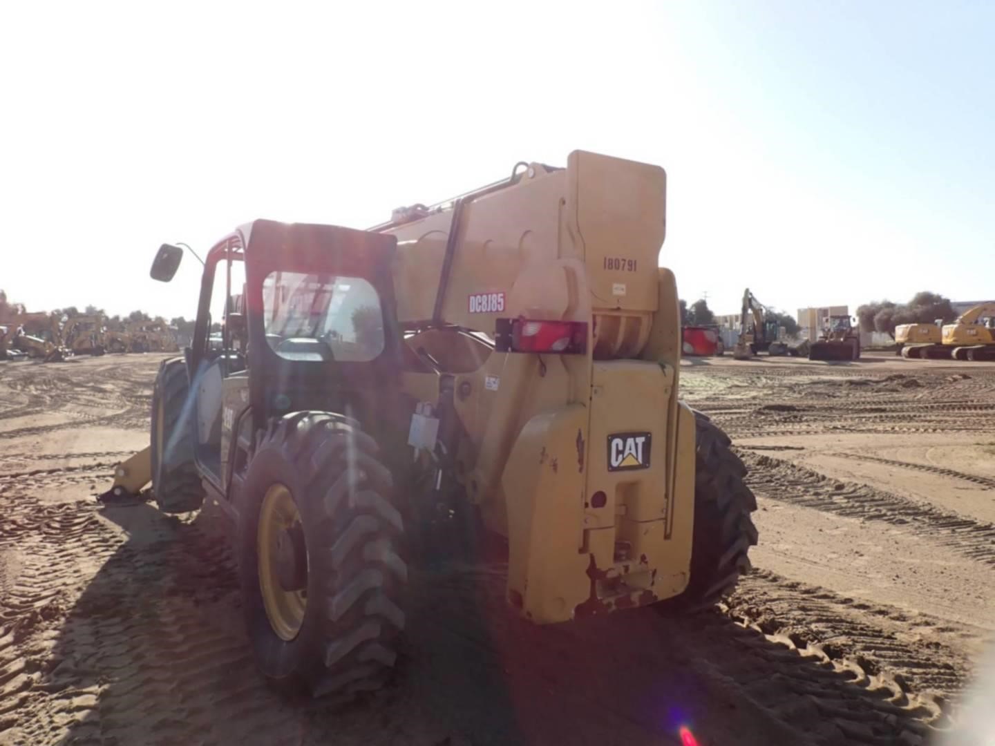 2018 Caterpillar TL1055D