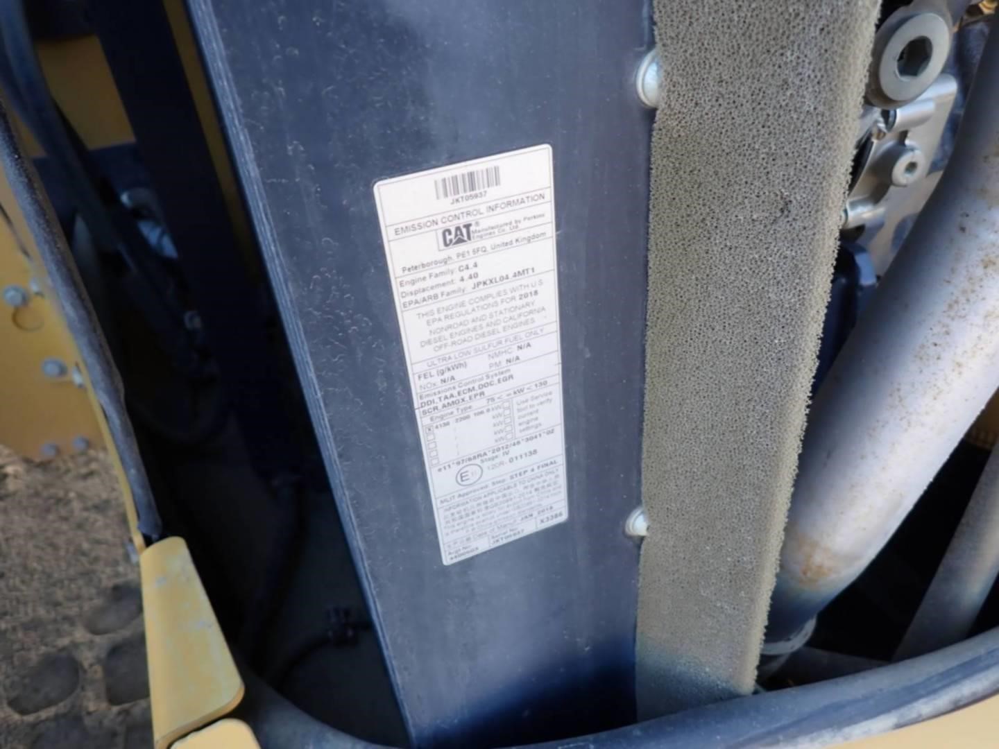 2018 Caterpillar TL1055D