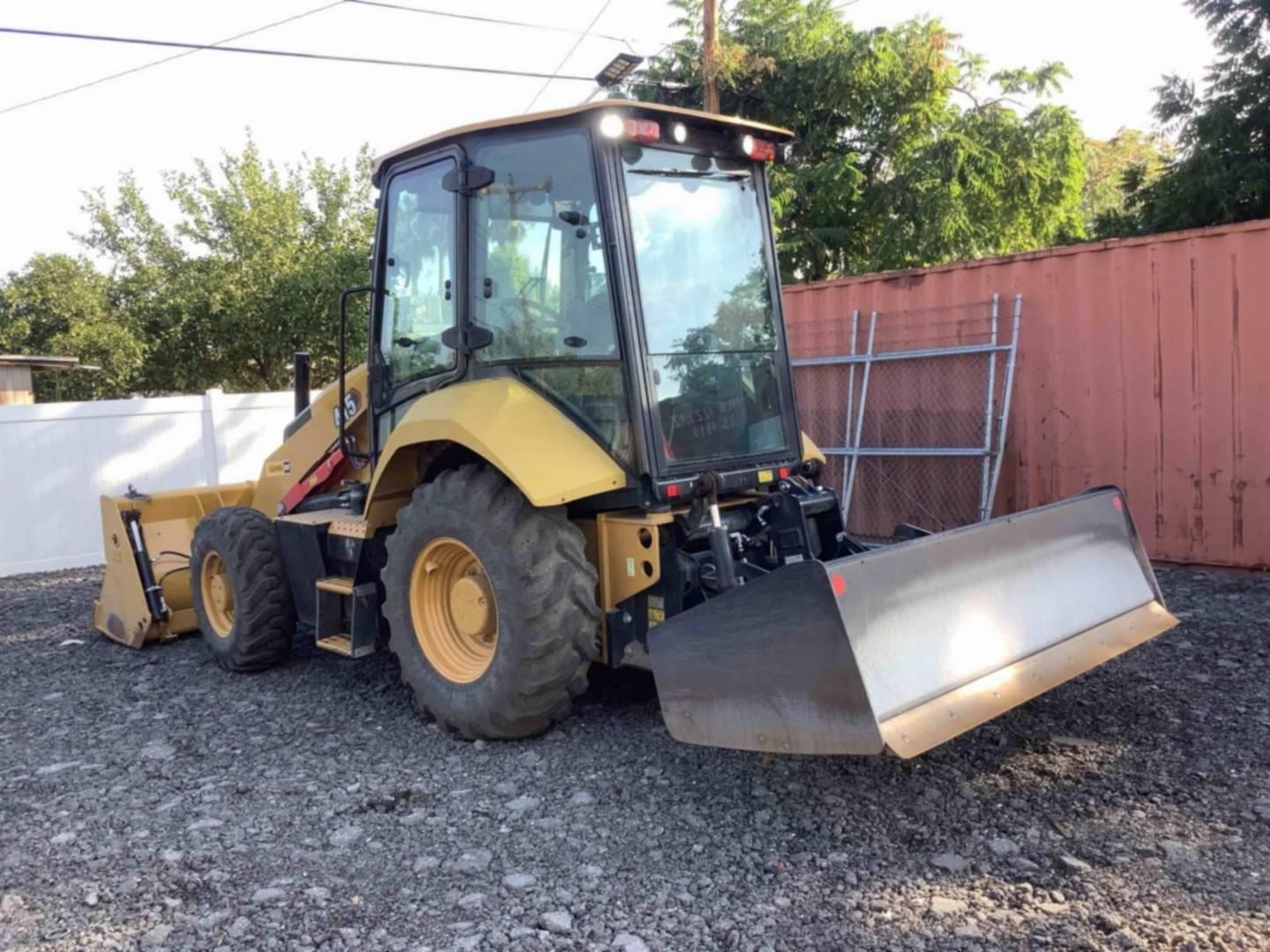2021 Caterpillar 415 IL