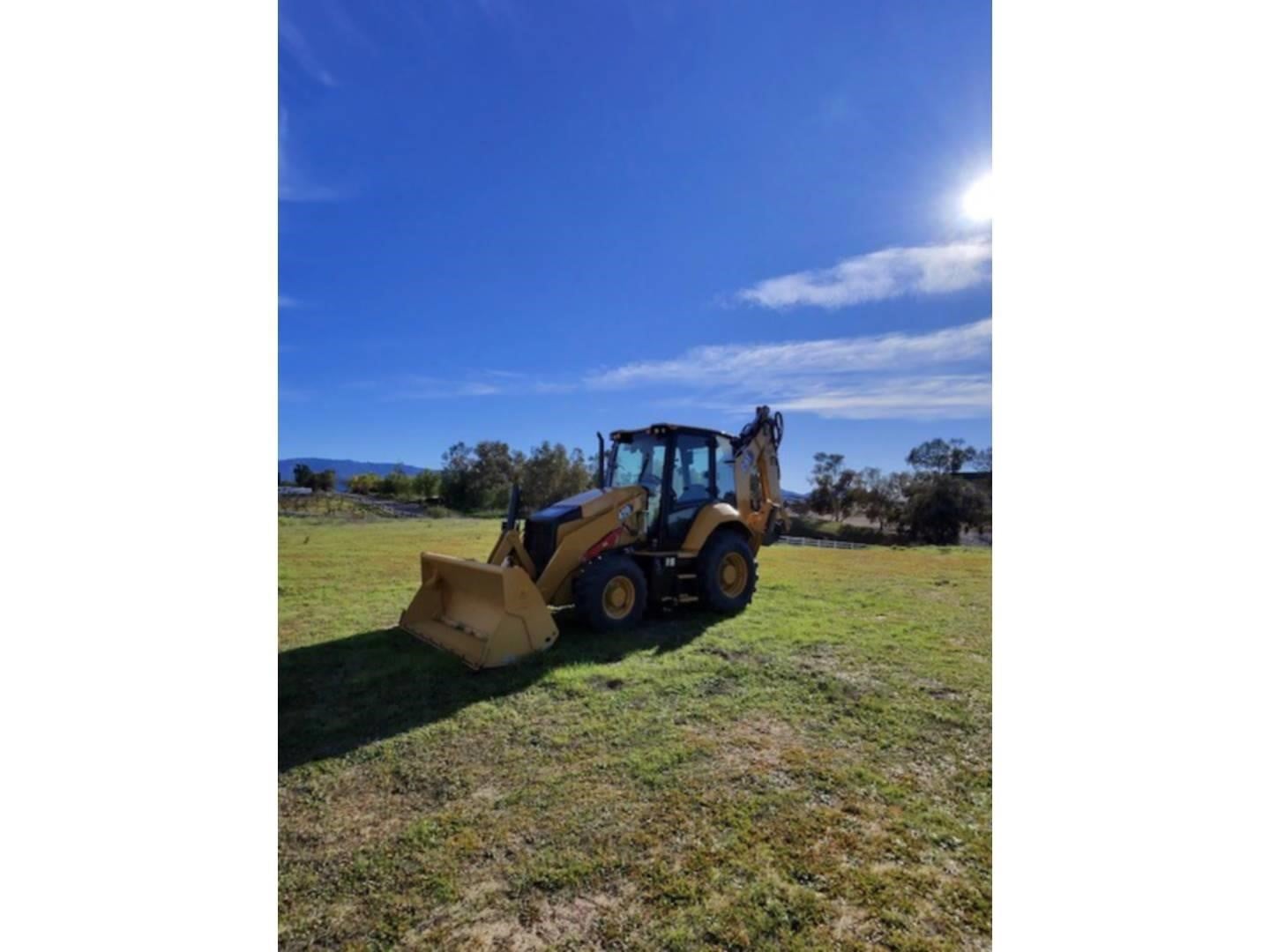 2025 Caterpillar 420