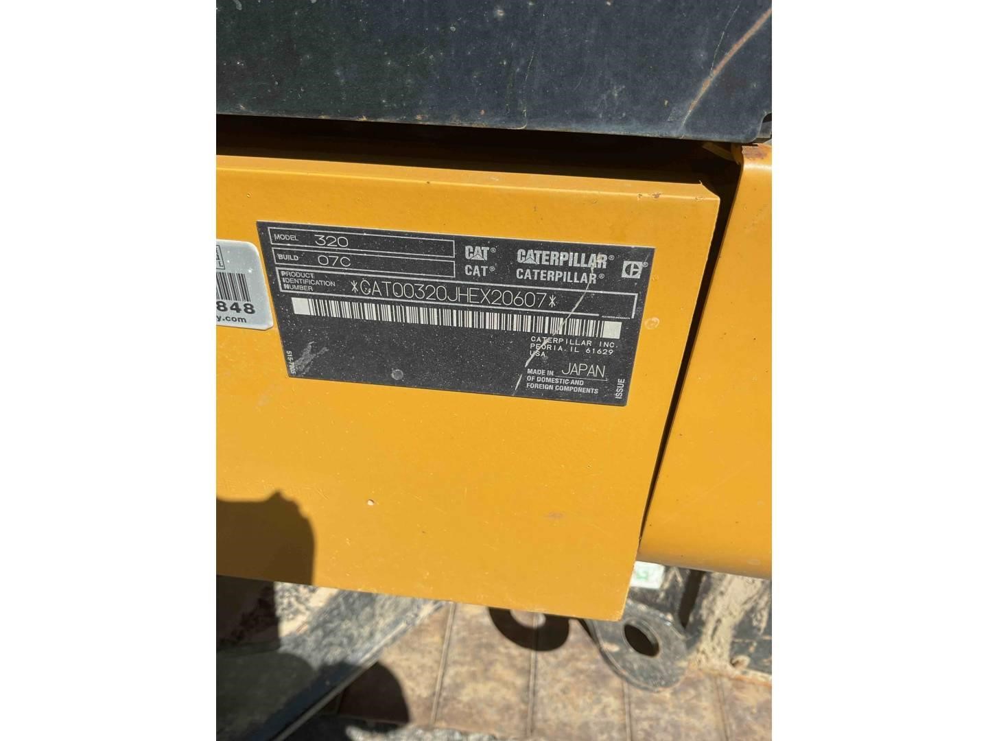 2020 Caterpillar 320