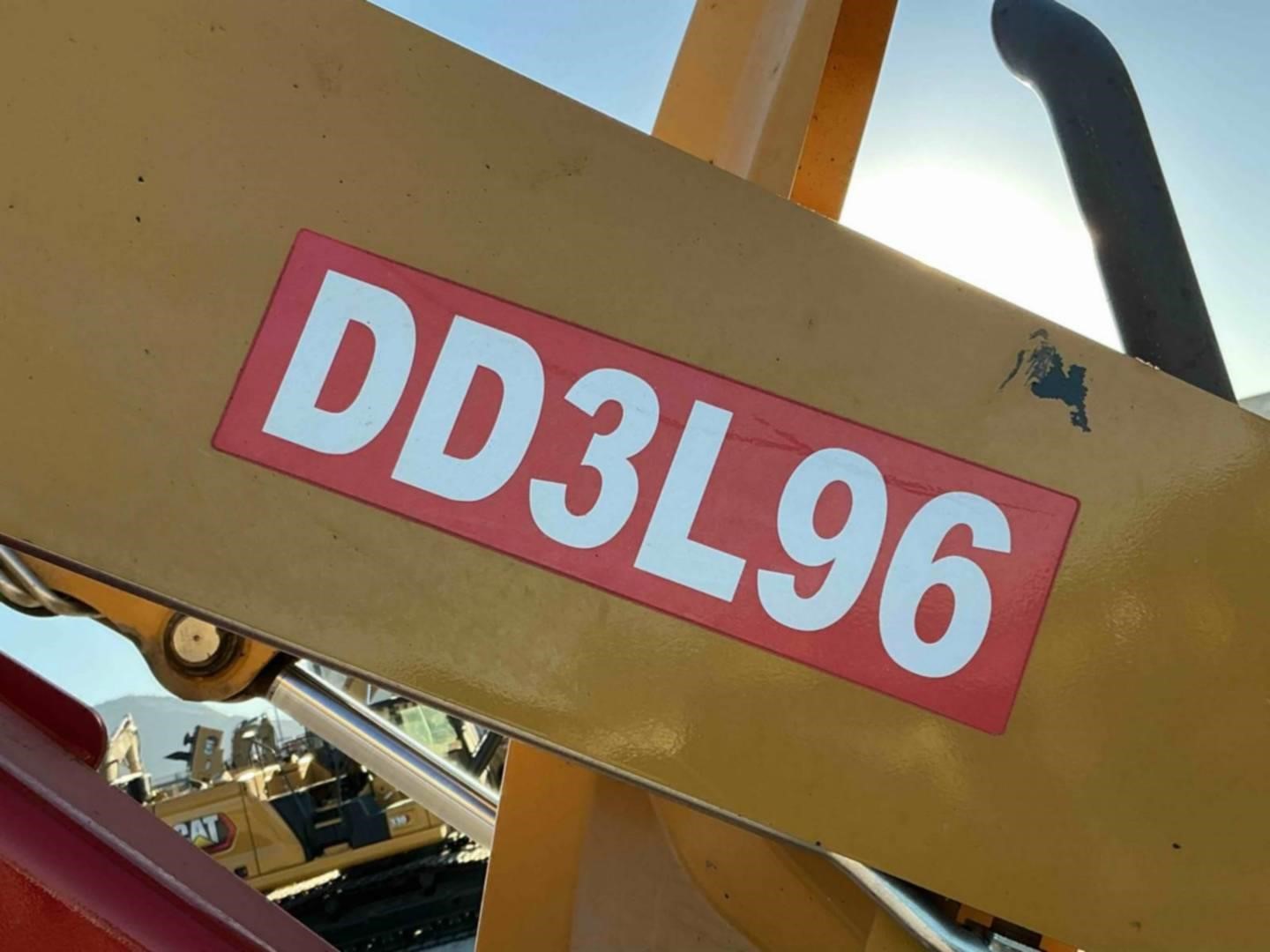 2022 Caterpillar 420