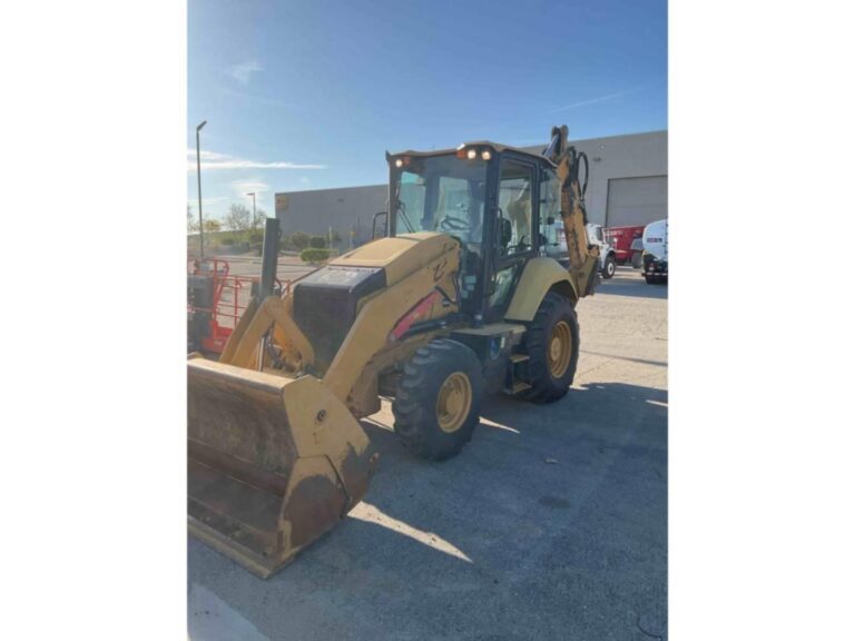 2020 Caterpillar 420