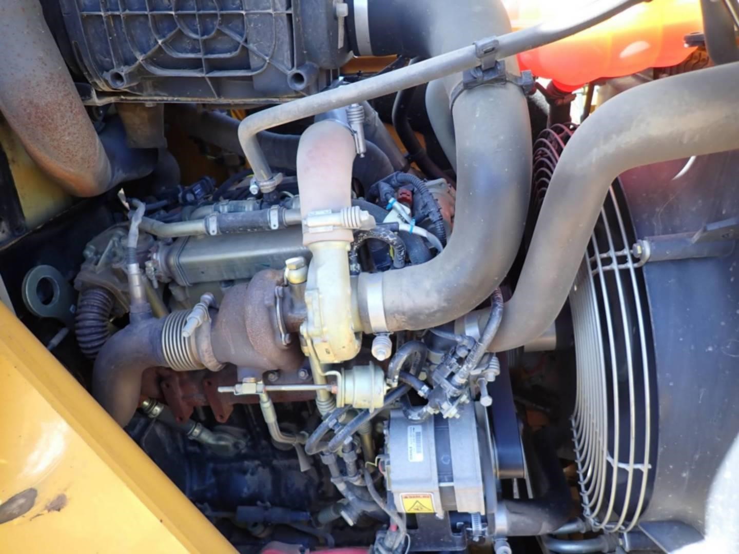 2017 Caterpillar 415F2 IL