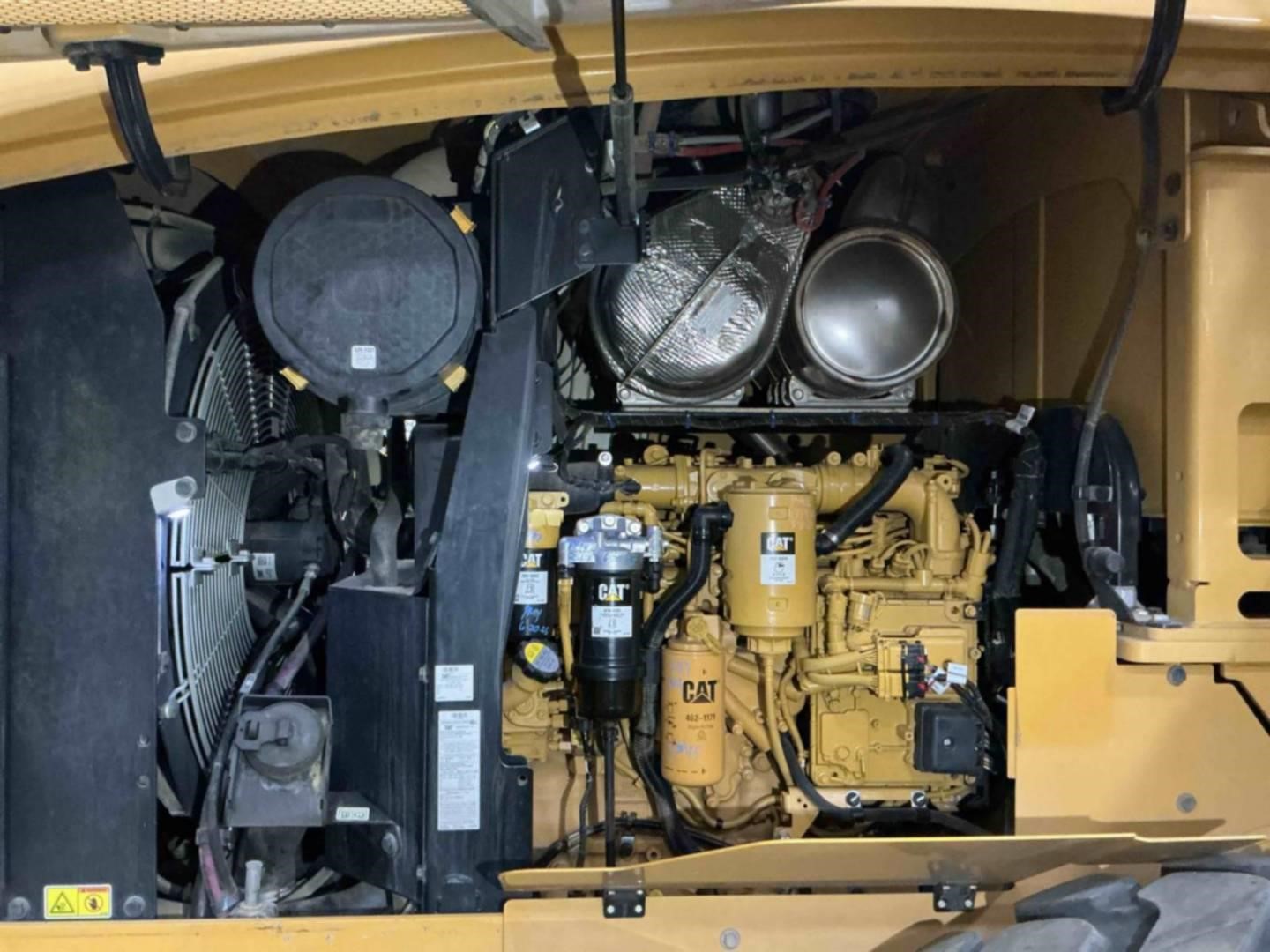 2021 Caterpillar 930M