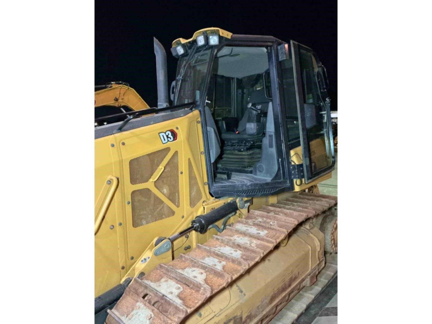 2021 Caterpillar D3