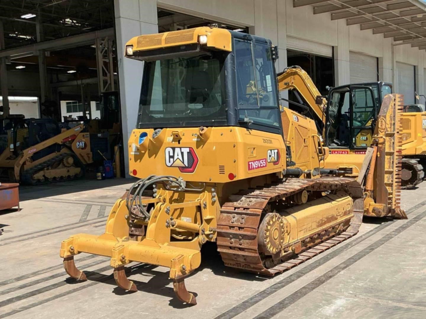 2021 Caterpillar D3