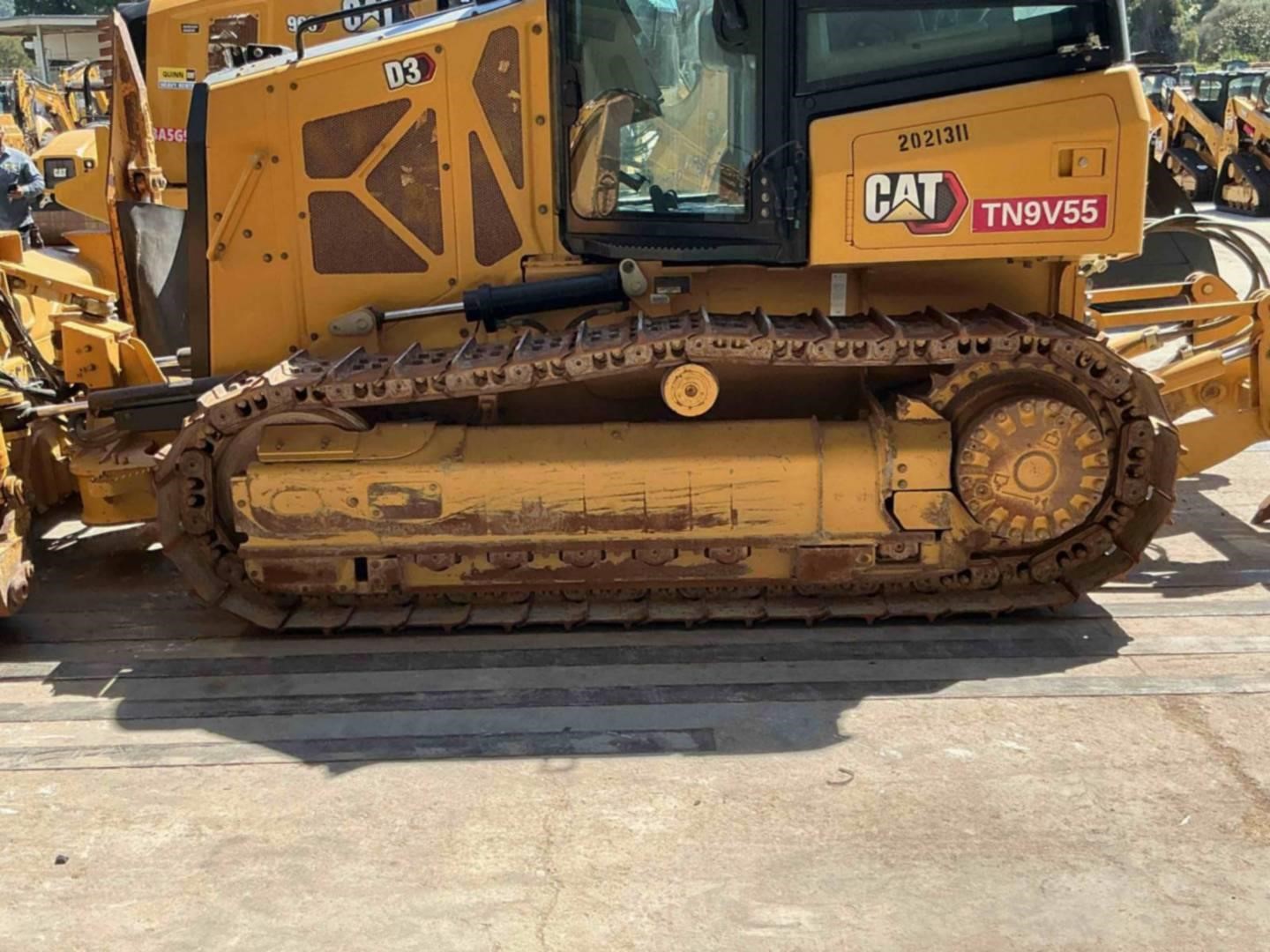 2021 Caterpillar D3