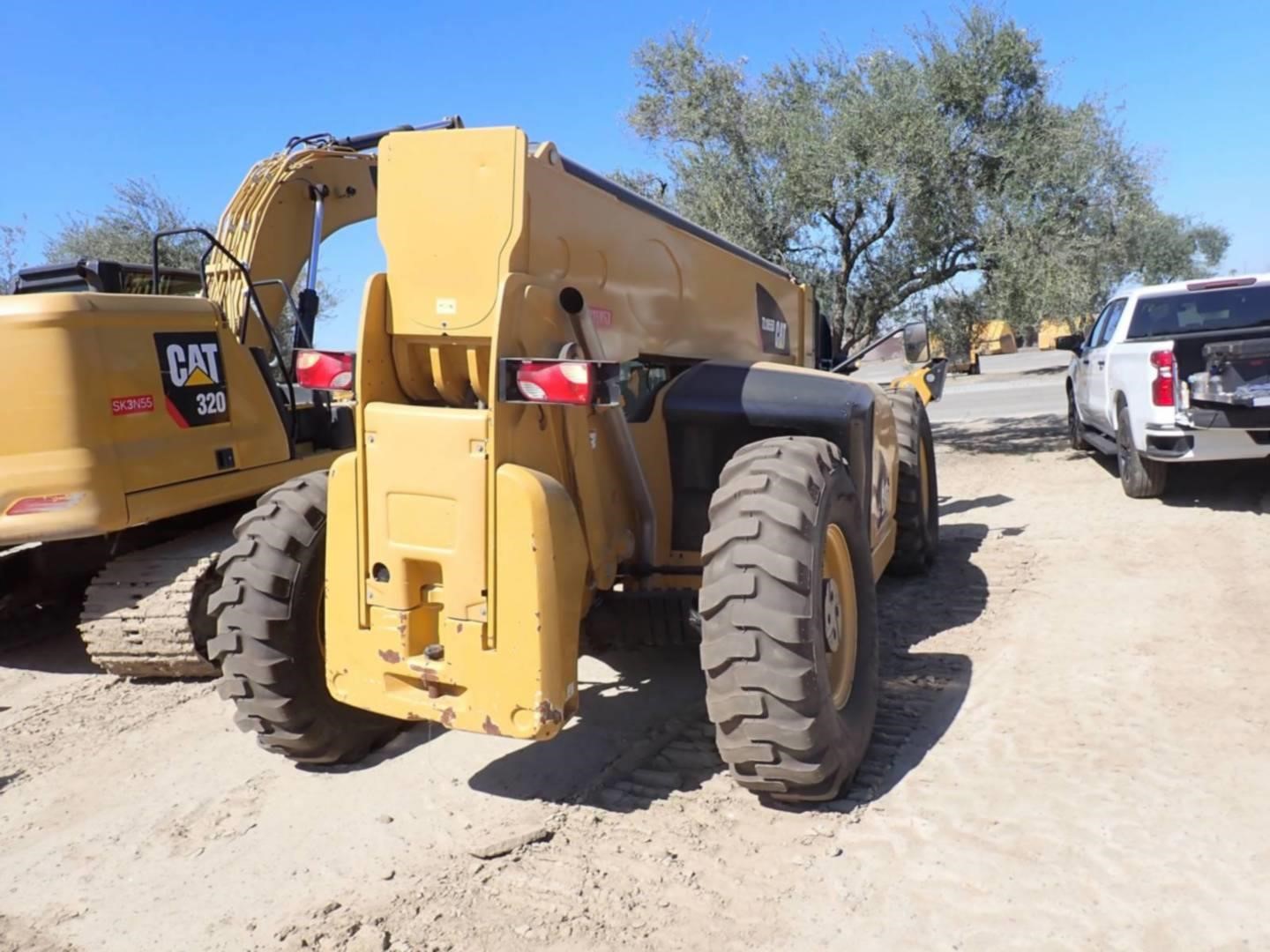 2019 Caterpillar TL1055D