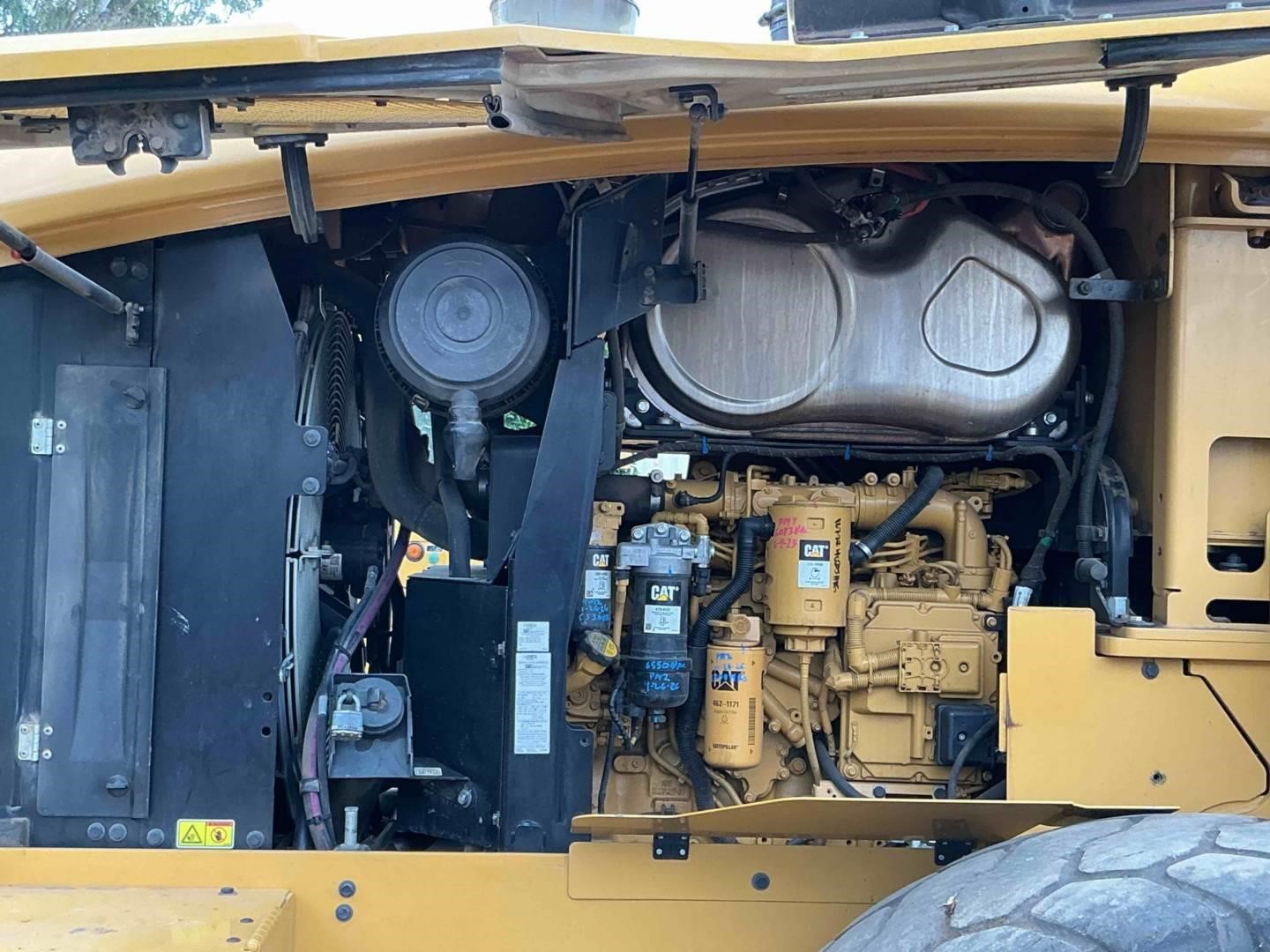 2017 Caterpillar 926M