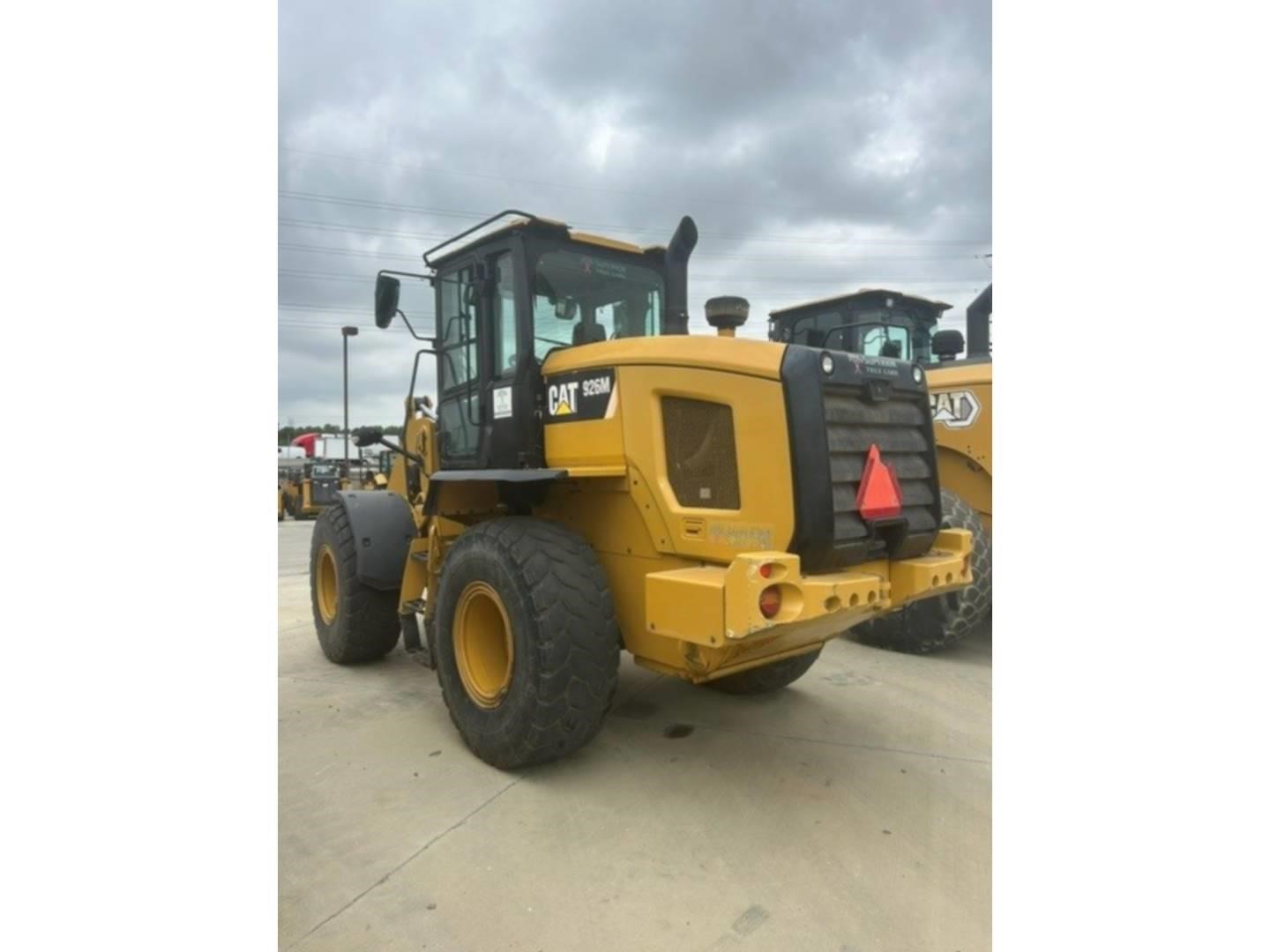 2017 Caterpillar 926M