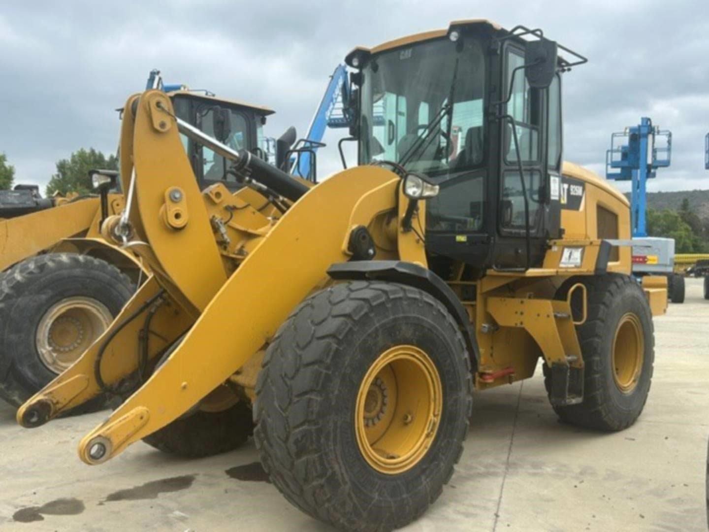 2017 Caterpillar 926M