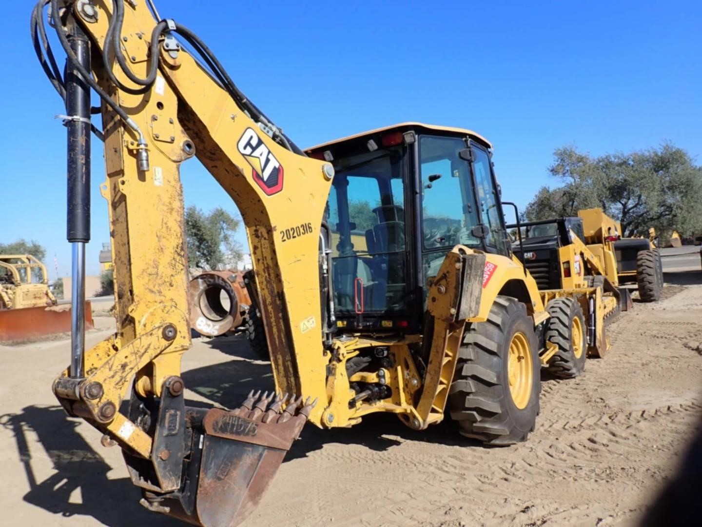 2020 Caterpillar 420