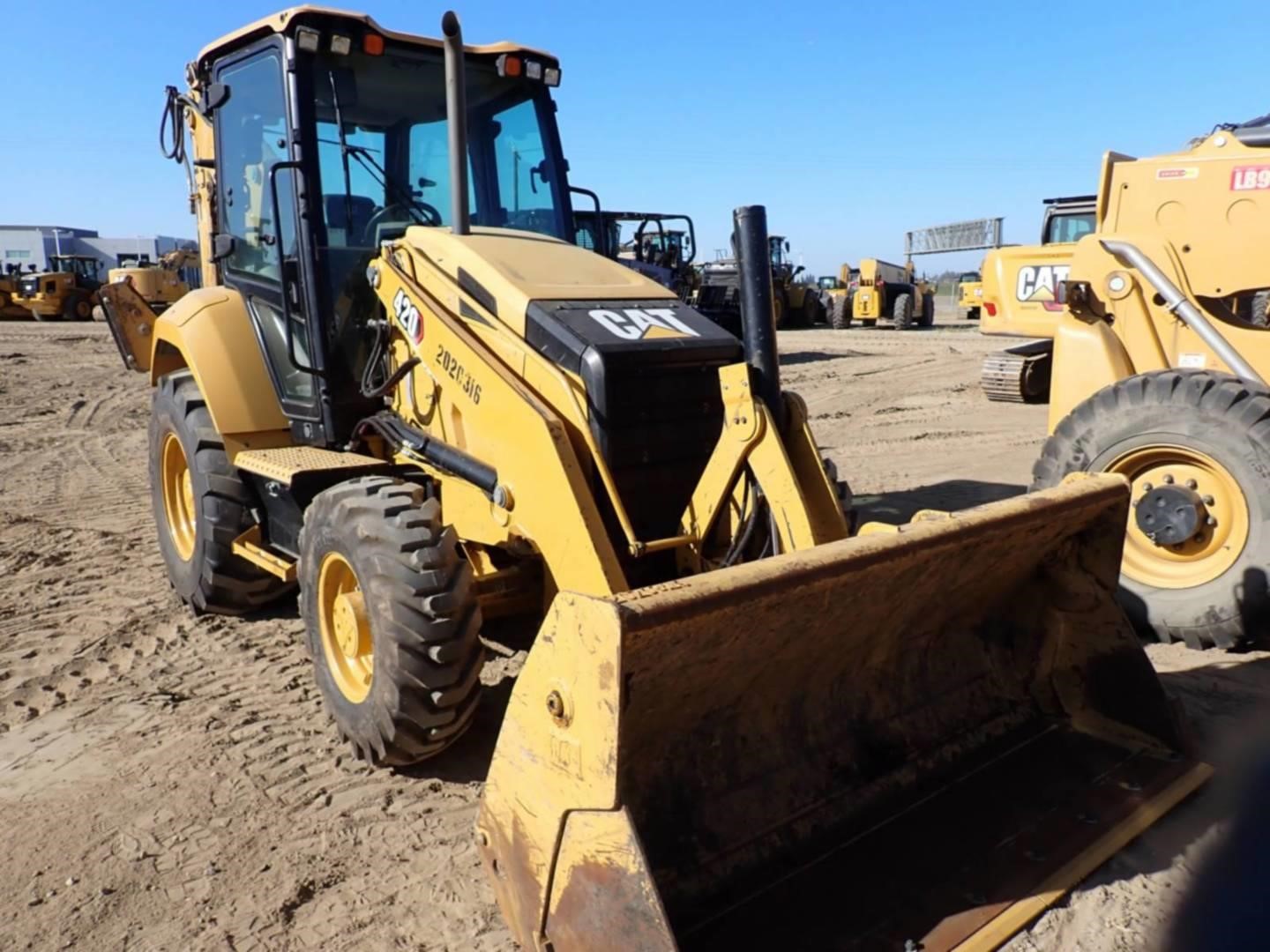 2020 Caterpillar 420