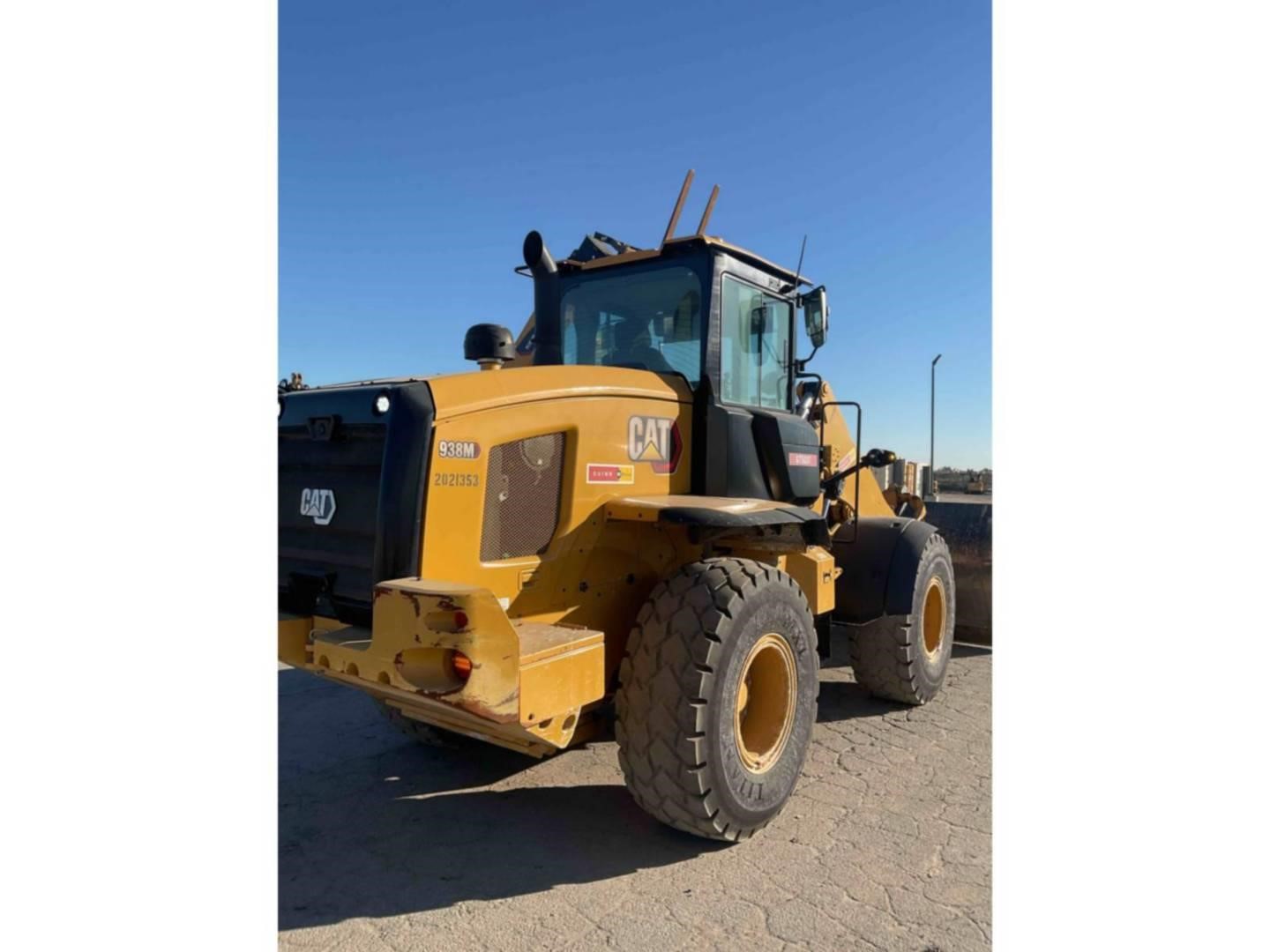 2021 Caterpillar 938M