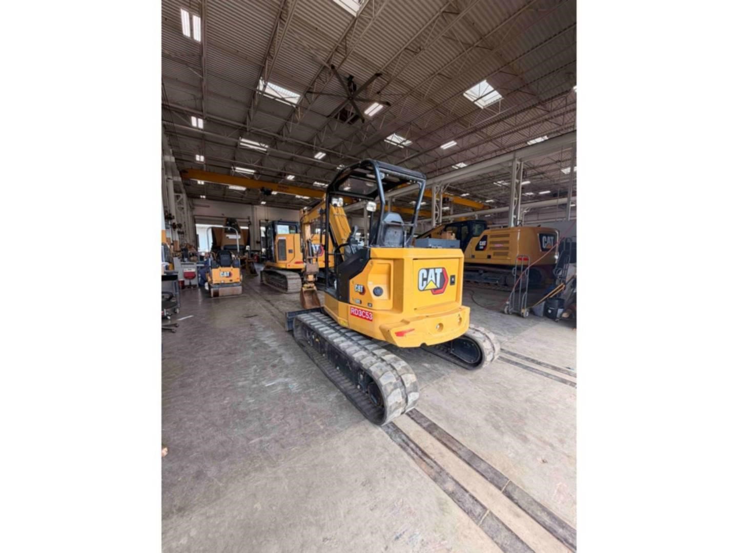 2022 Caterpillar 305