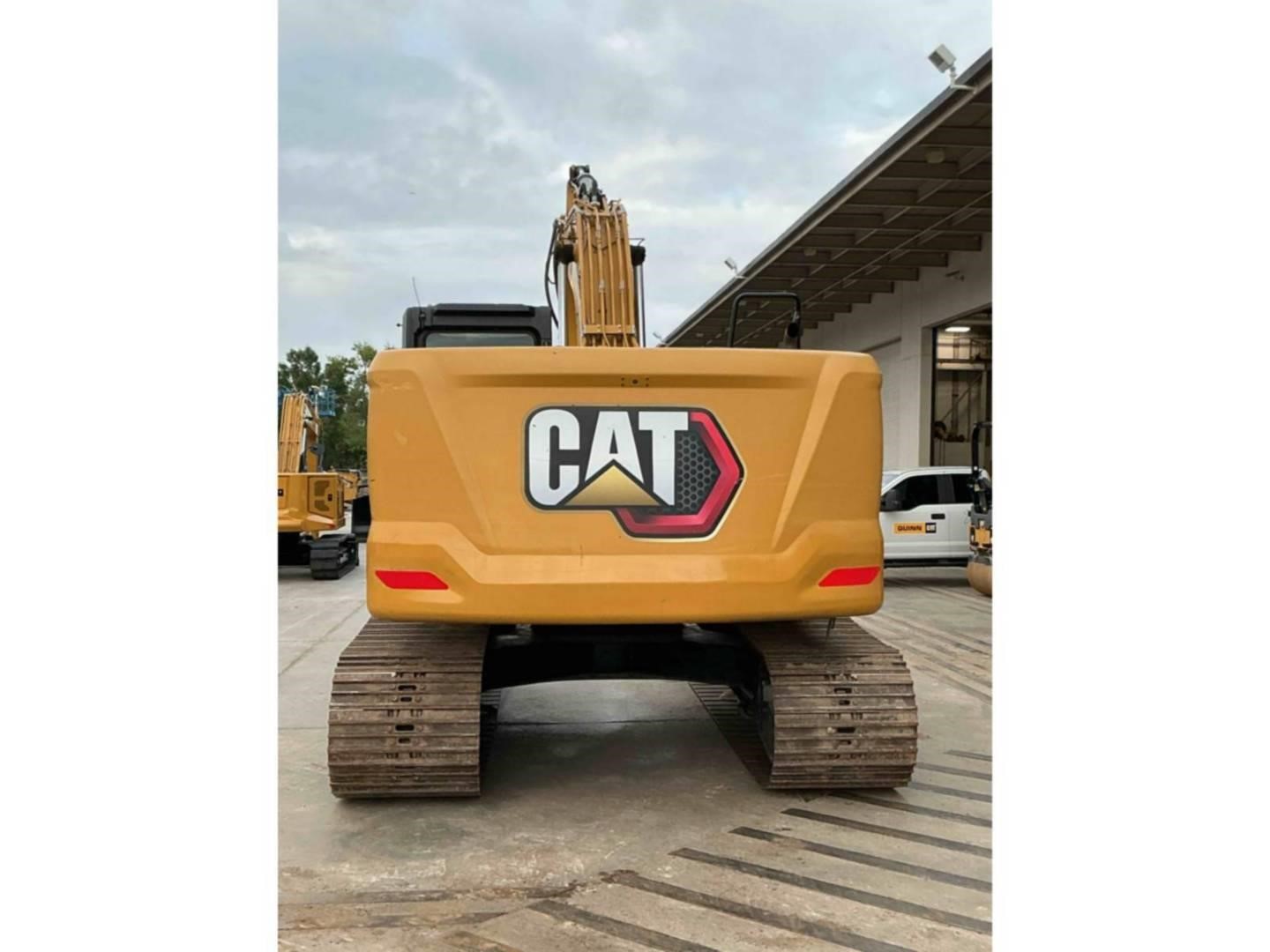 2020 Caterpillar 320