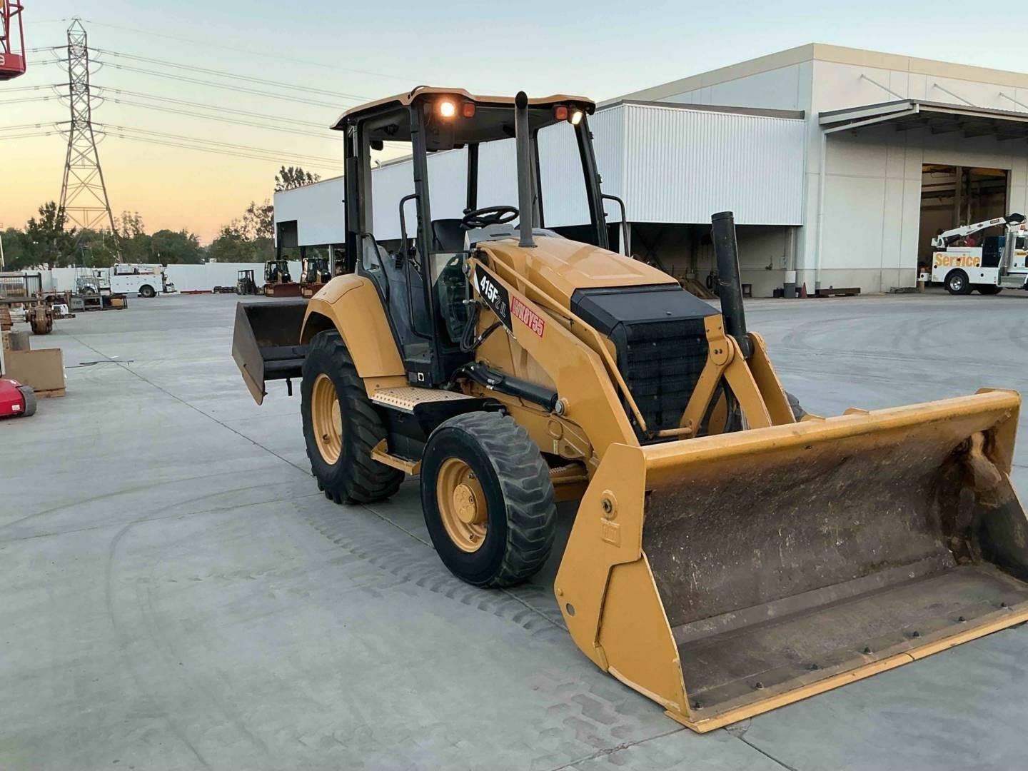 2018 Caterpillar 415F2 IL