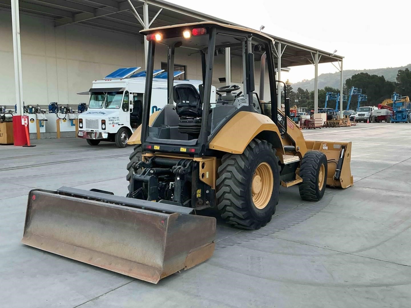 2018 Caterpillar 415F2 IL