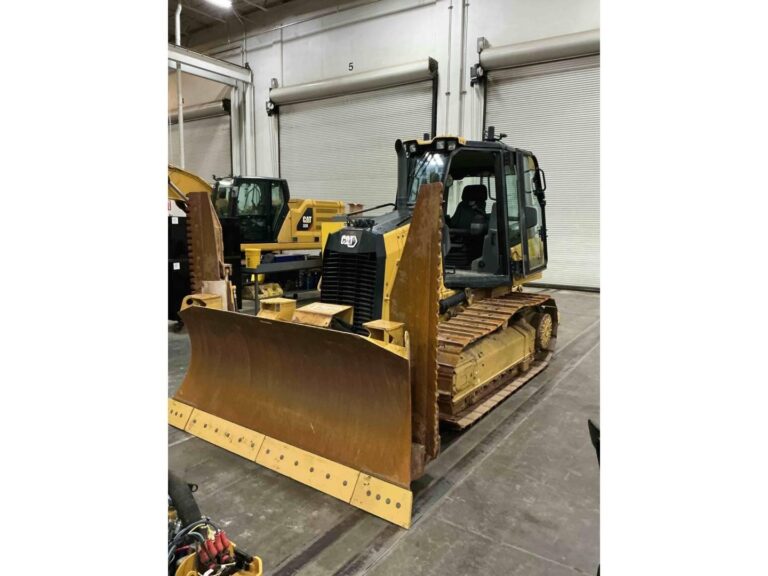2021 Caterpillar D3