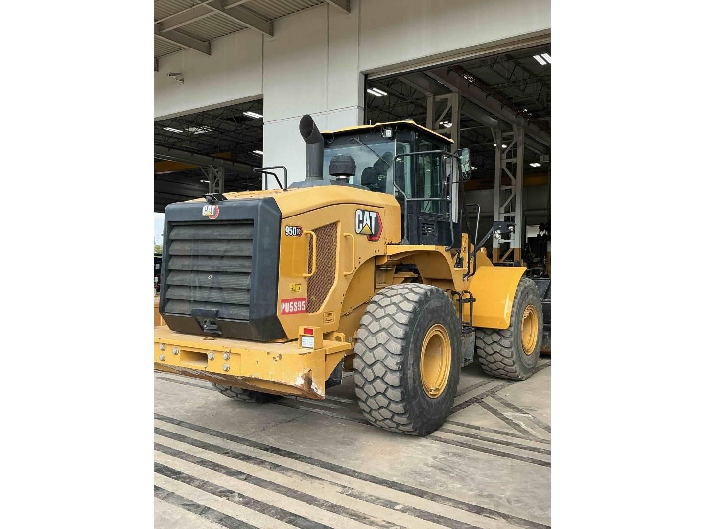 2021 Caterpillar 950GC