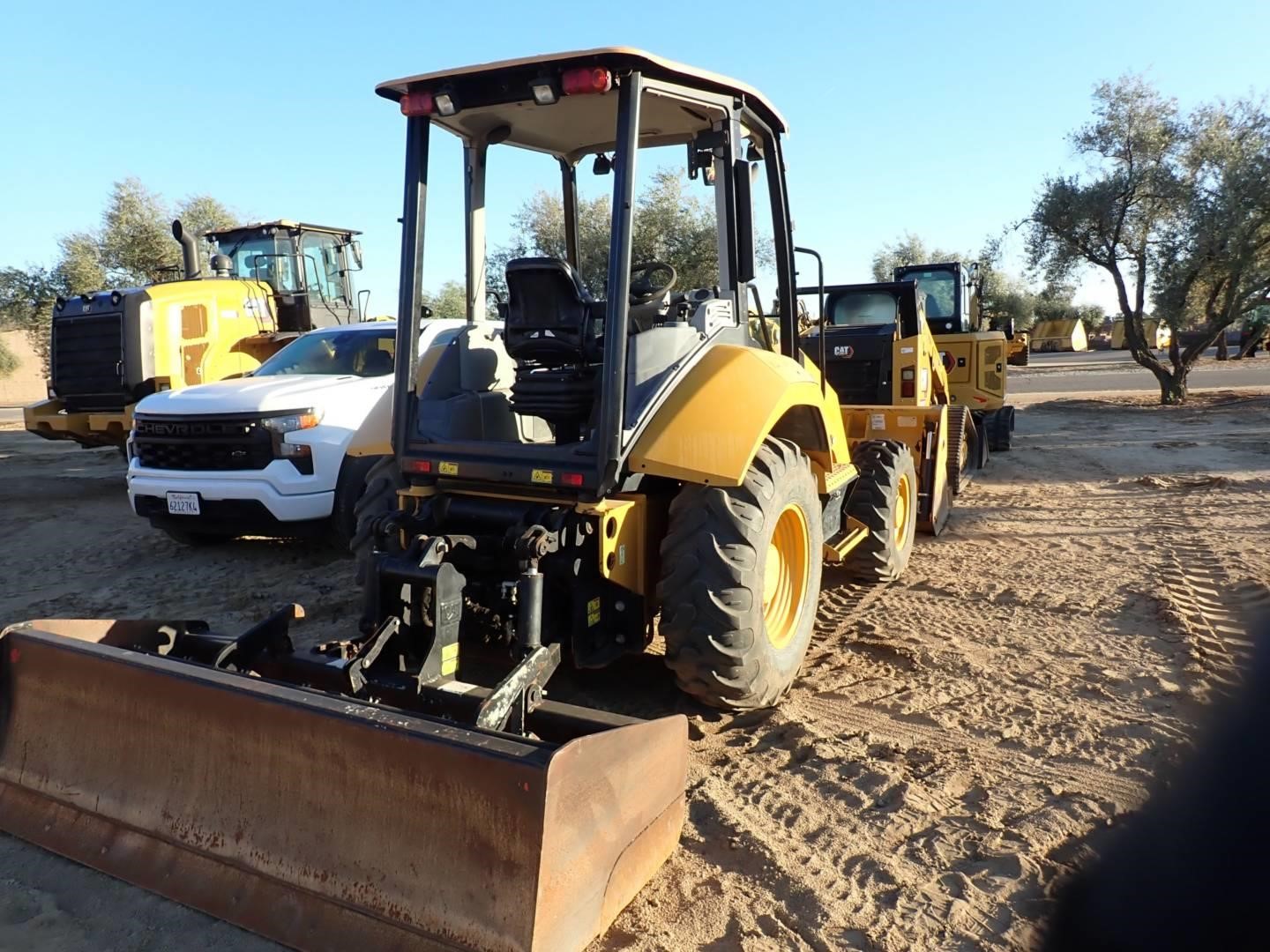 2018 Caterpillar 415F2 IL