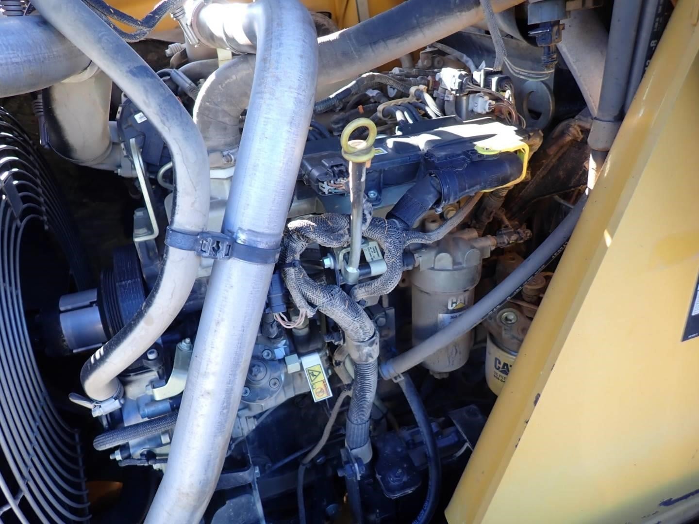 2018 Caterpillar 415F2 IL