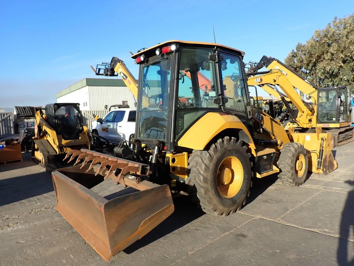 2021 Caterpillar 415