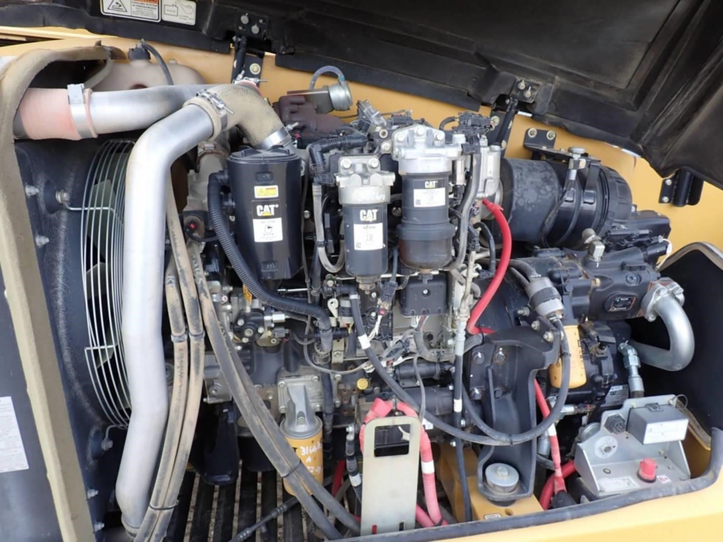 2018 Caterpillar TL1255D