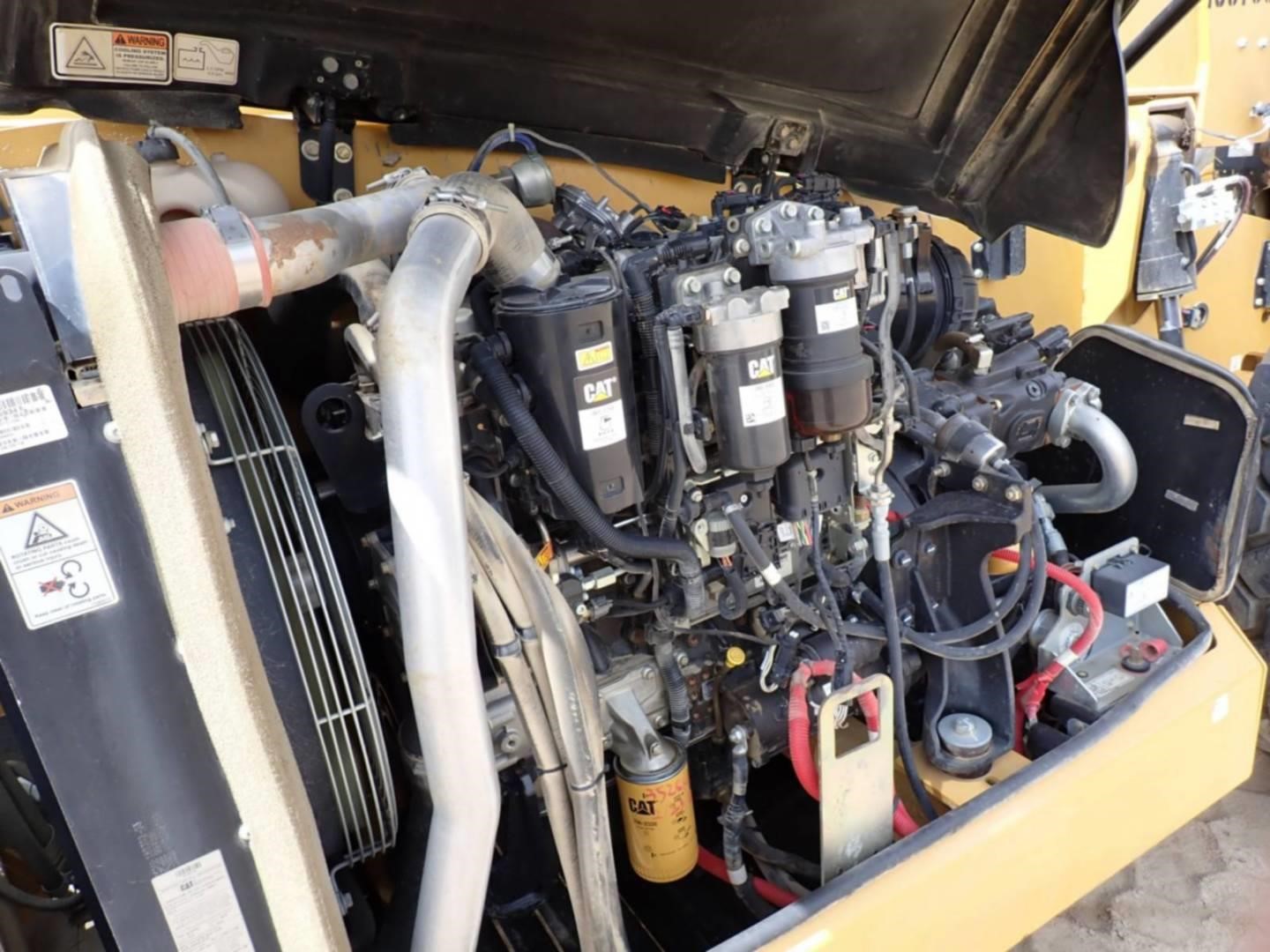 2018 Caterpillar TL1255D