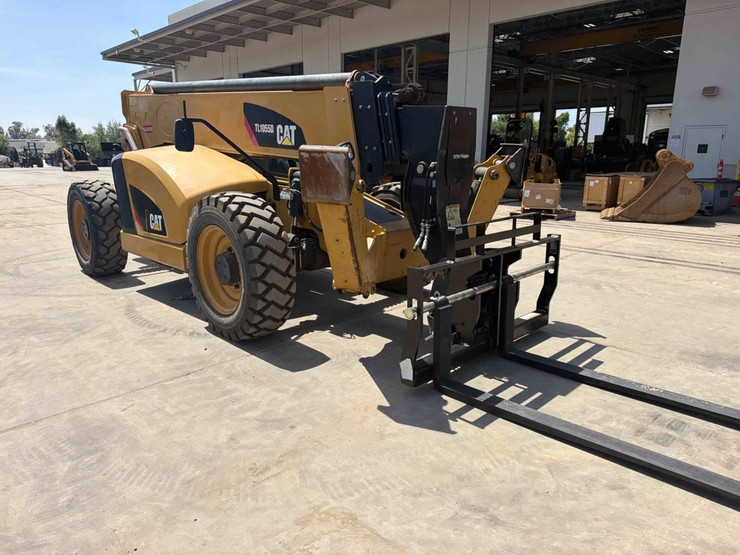2019 Caterpillar TL1055D