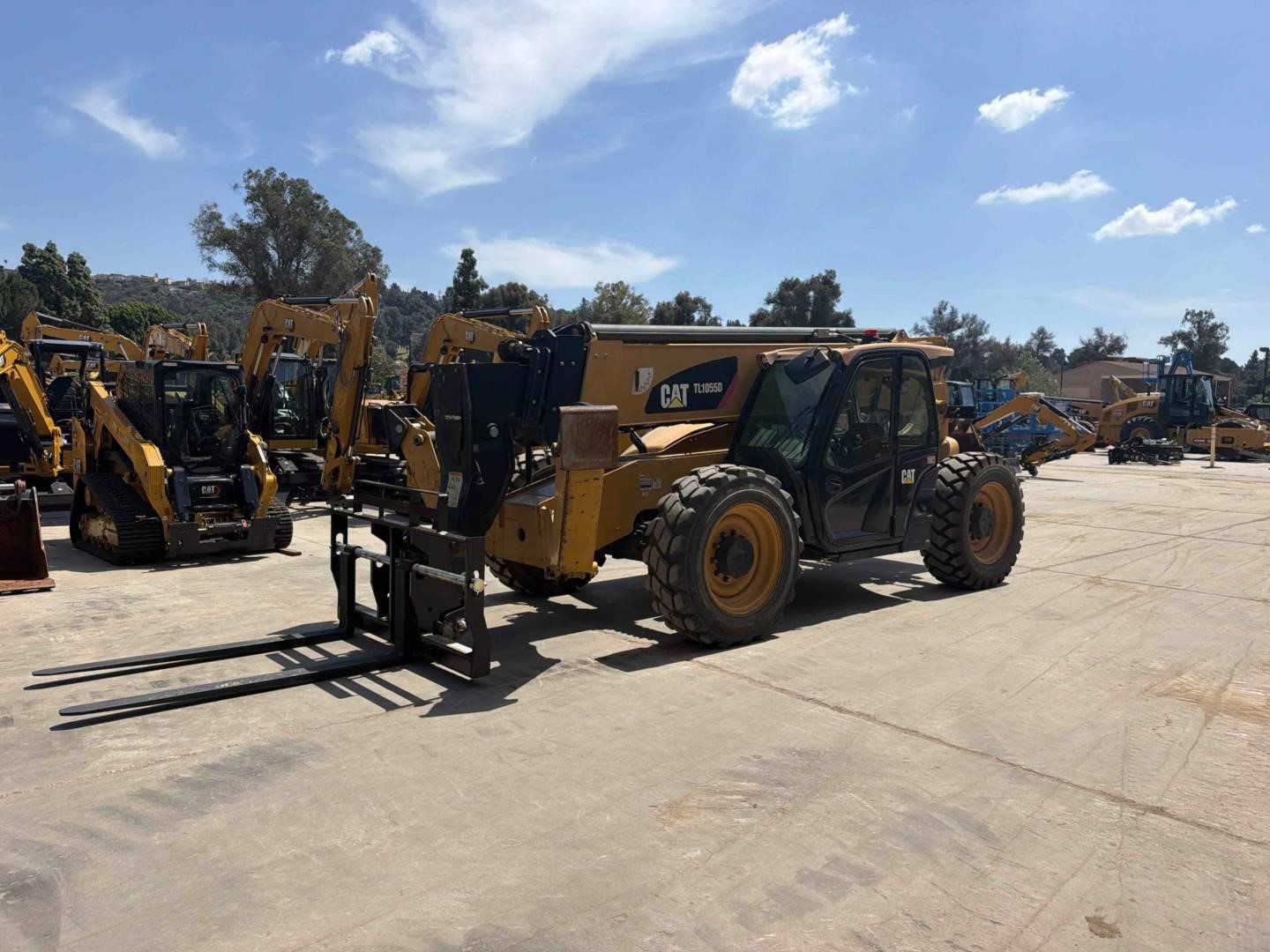 2019 Caterpillar TL1055D