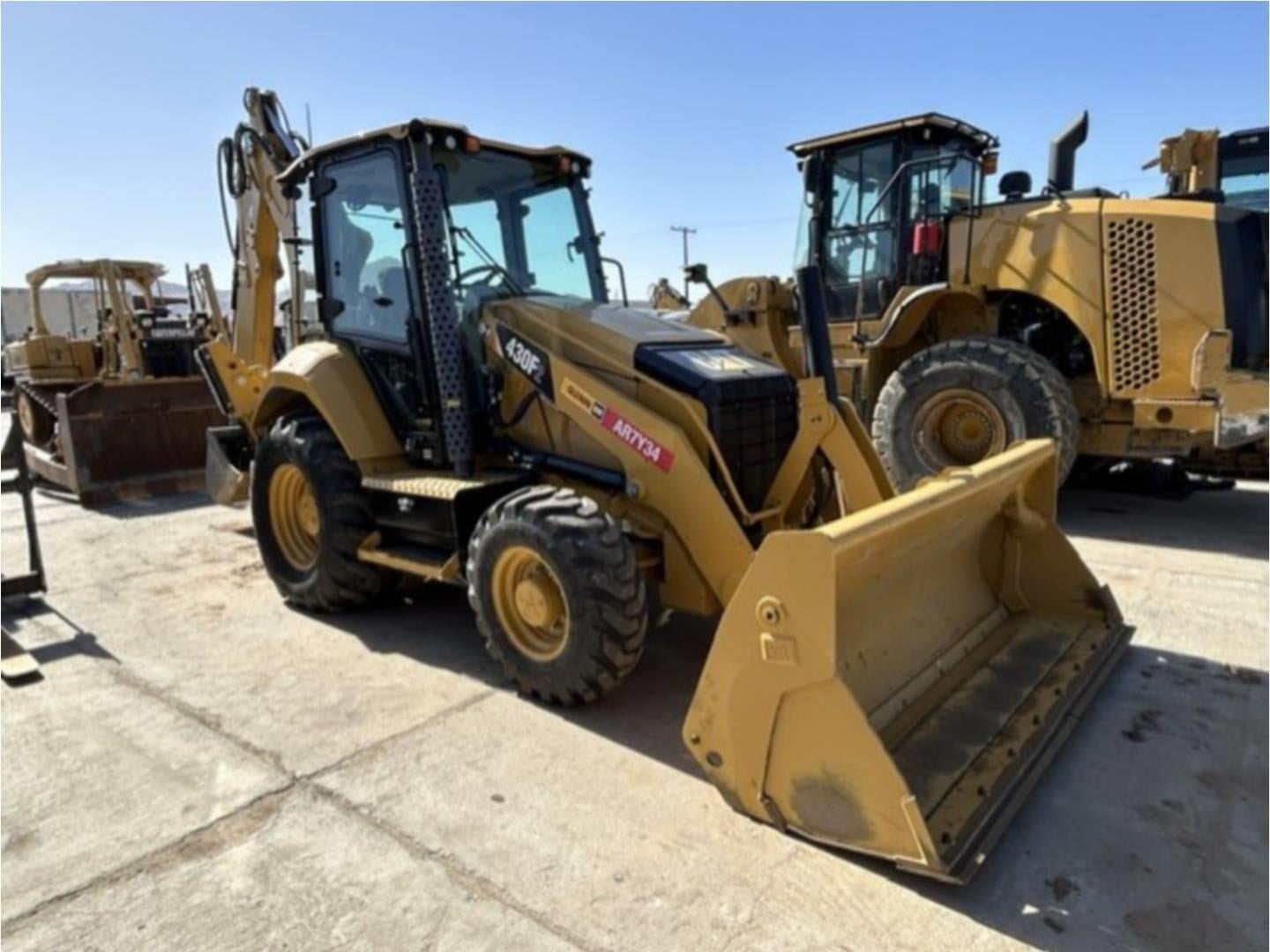 2020 Caterpillar 430F2