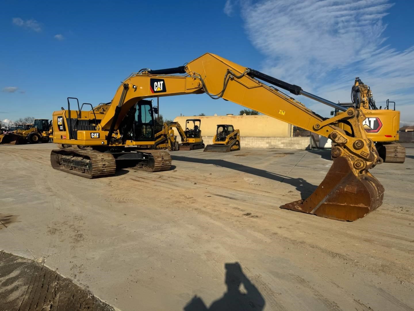 2019 Caterpillar 323