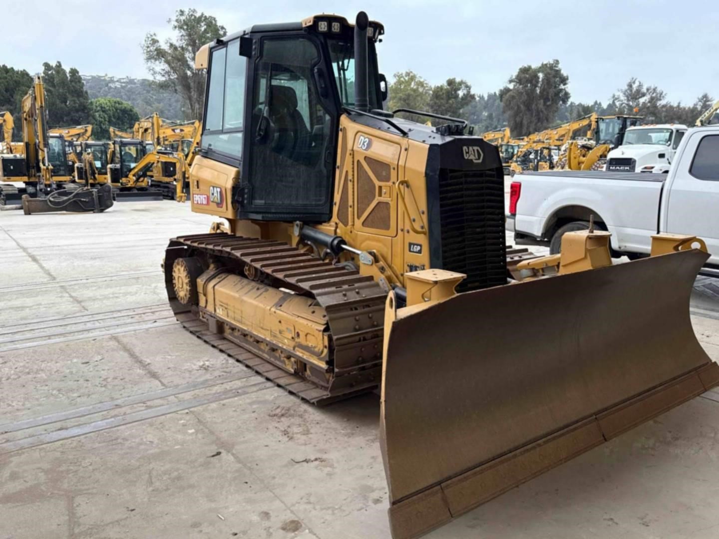 2021 Caterpillar D3 LGP