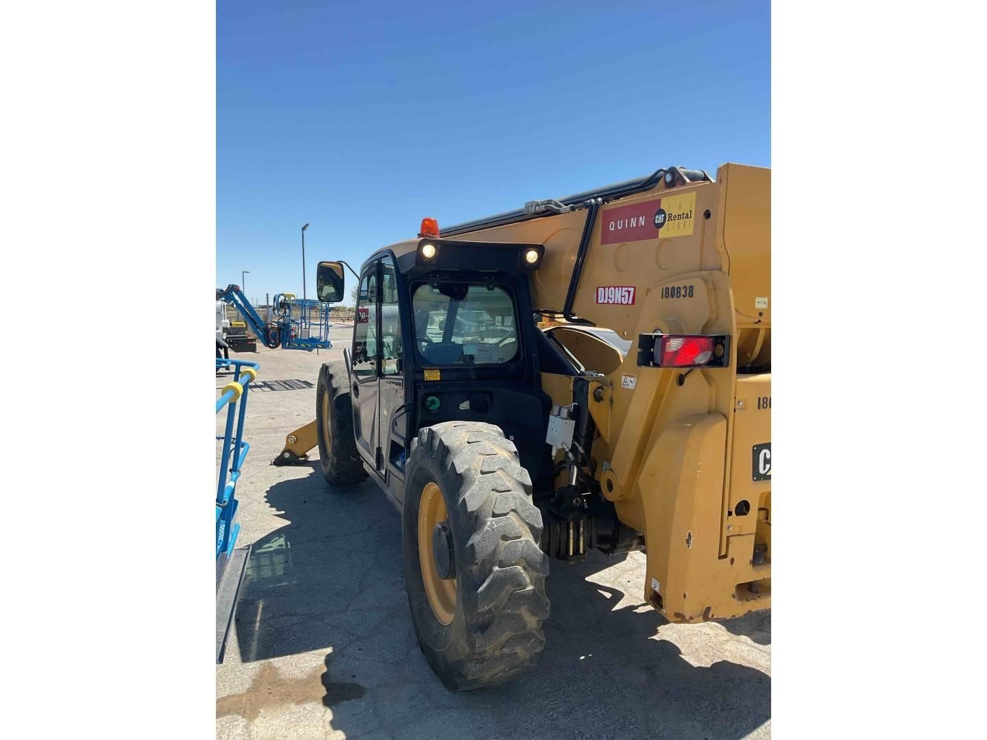 2018 Caterpillar TL1055D