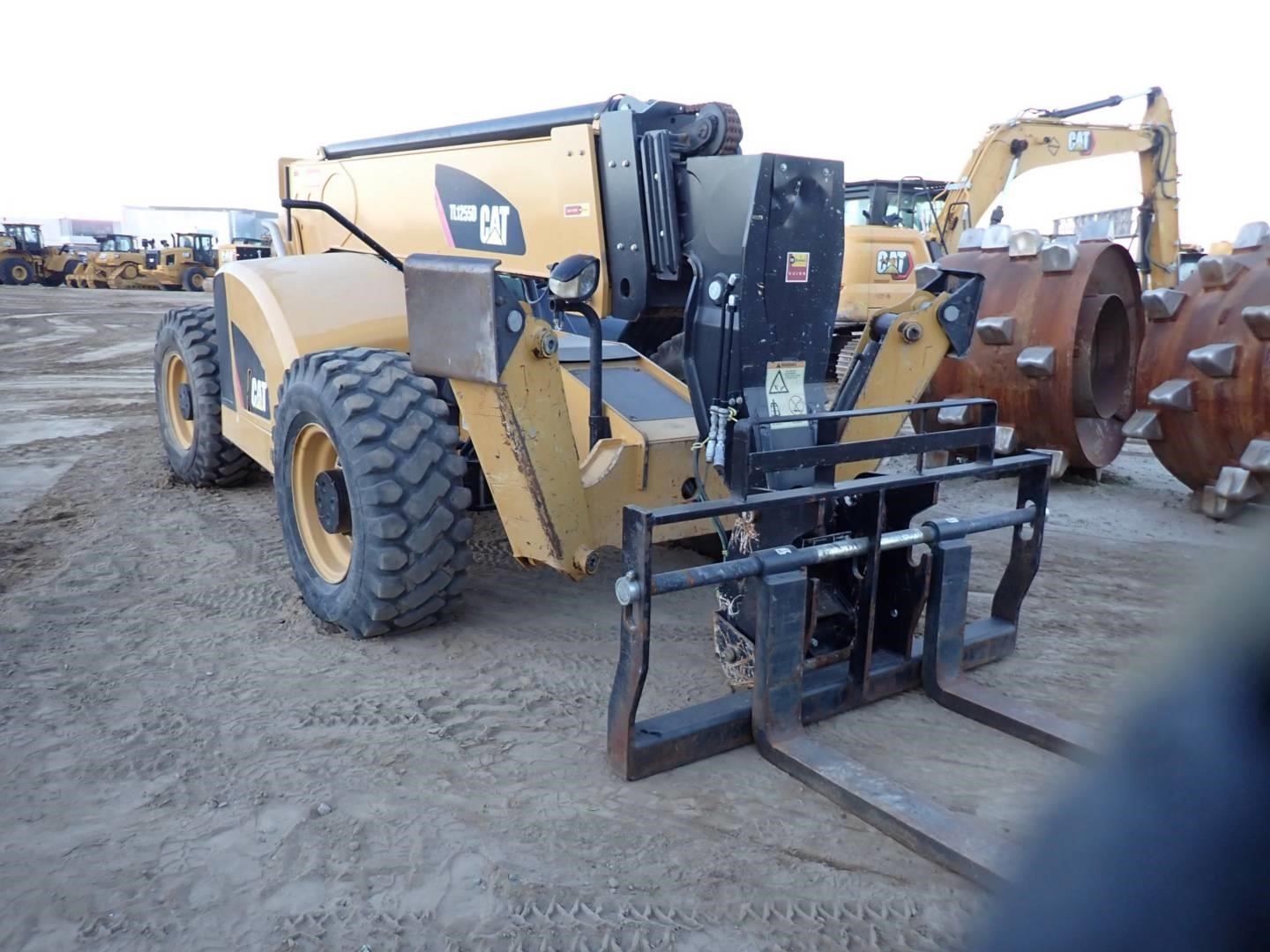 2019 Caterpillar TL1255D