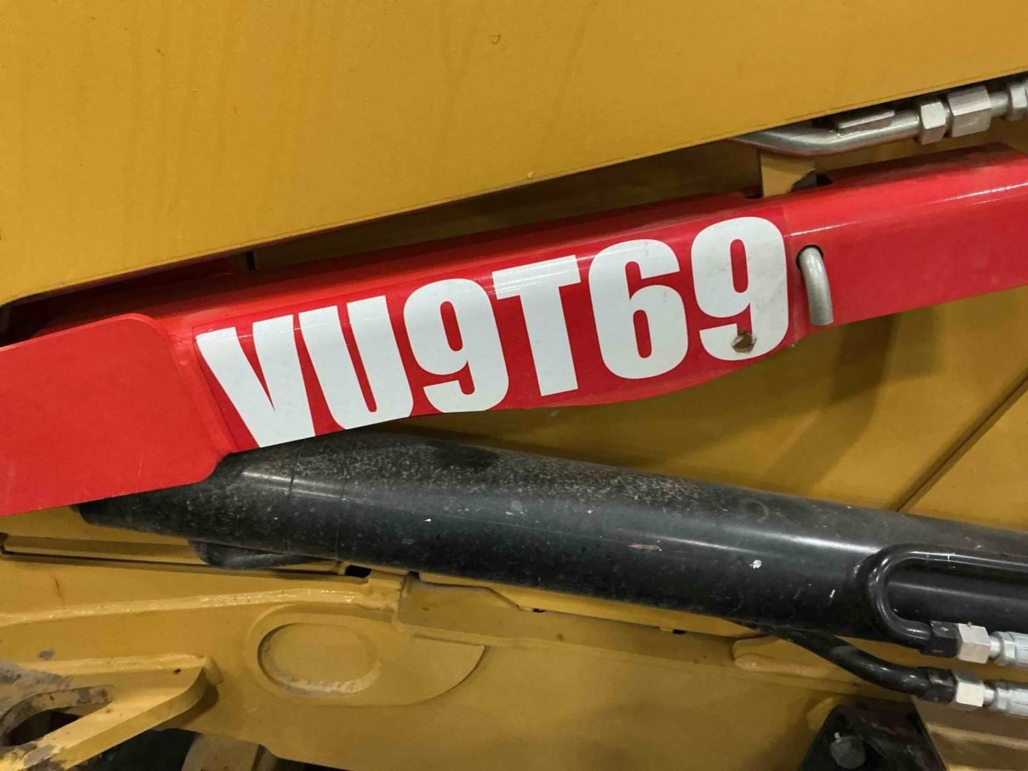 2021 Caterpillar 430
