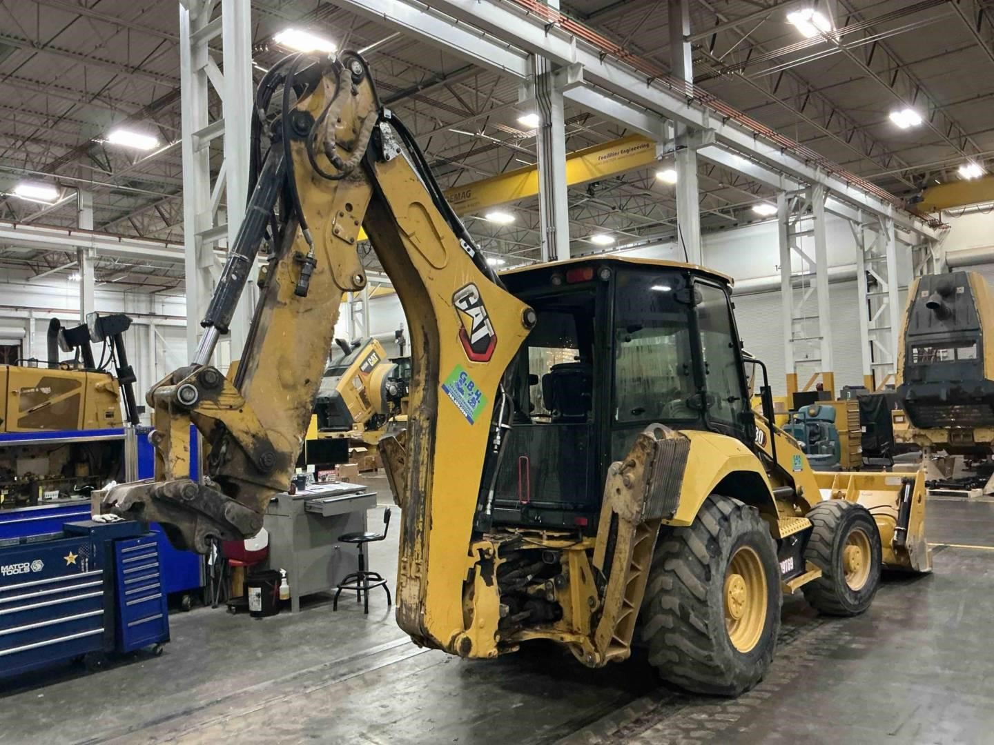 2021 Caterpillar 430