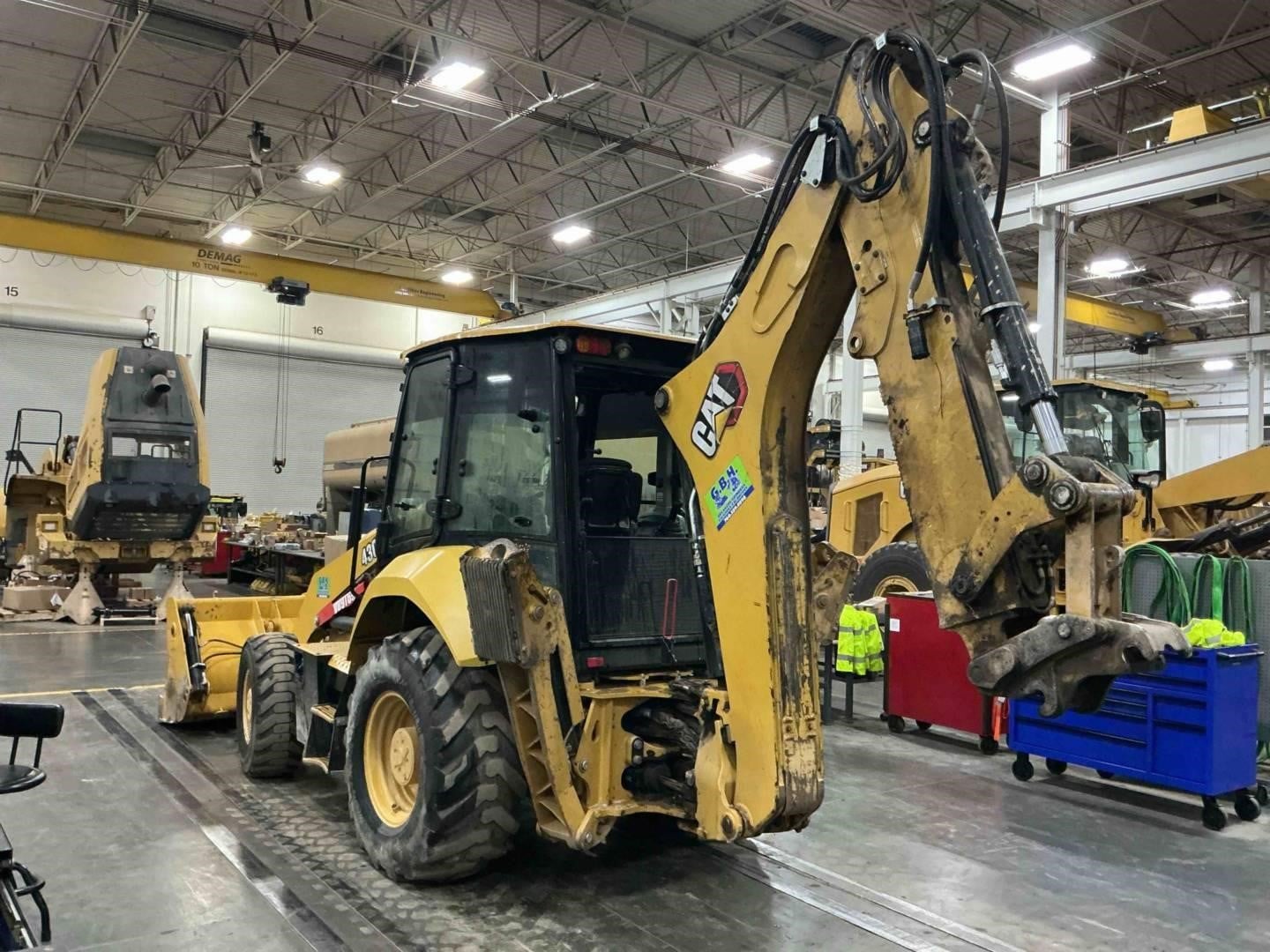2021 Caterpillar 430